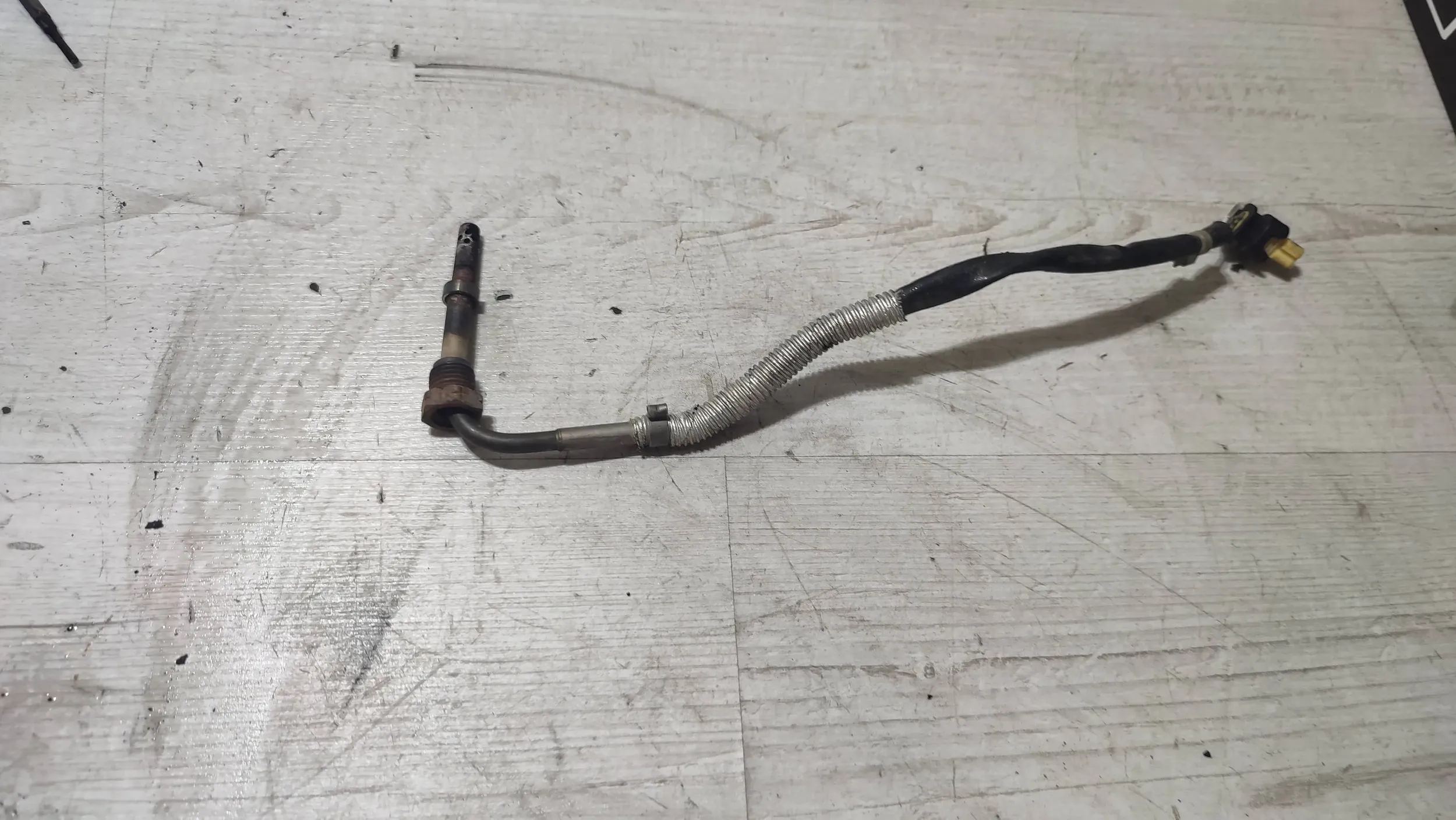 Mercedes-Benz CLA W117 14r. 2.2cdi Sensor temperatury Gase