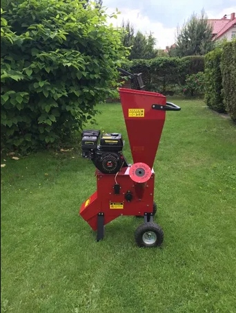 FAWORYT ROZDRABNIACZ SPALINOWY DO GAŁĘZI 6,5 KM Zasilanie spalinowe