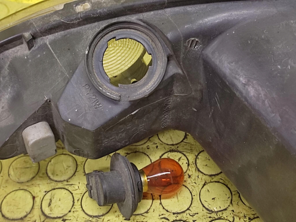 PEUGEOT 206 LIFT REFLEKTOR light right front