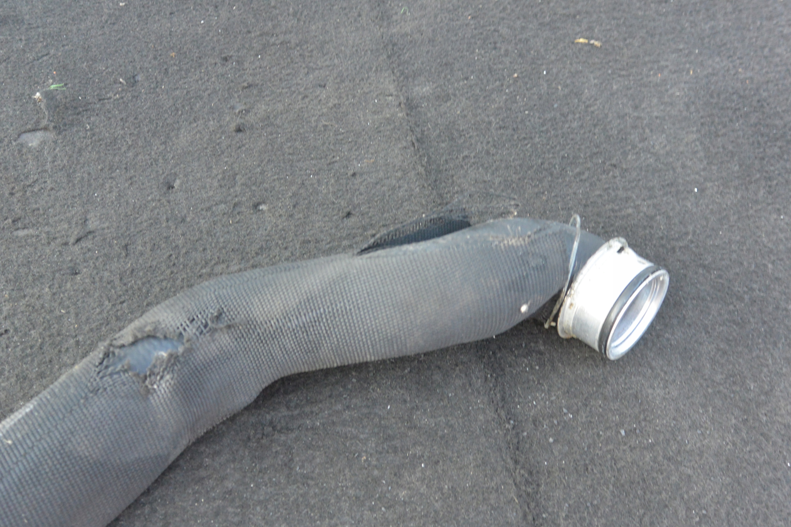 hose pipe radiator MERCEDES W211 W219 6.3 AMG