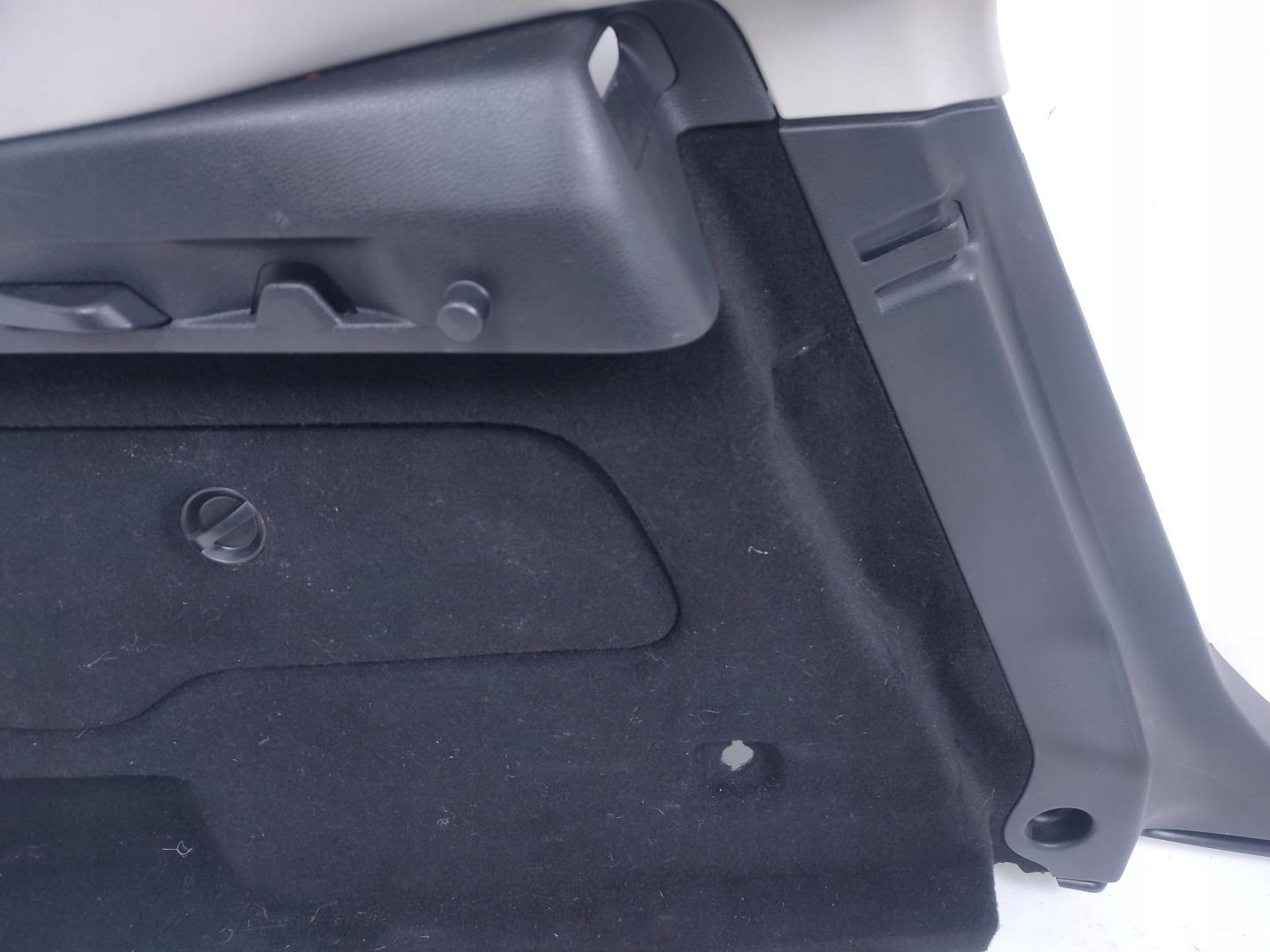 boot upholstery left MERCEDES GLA X156