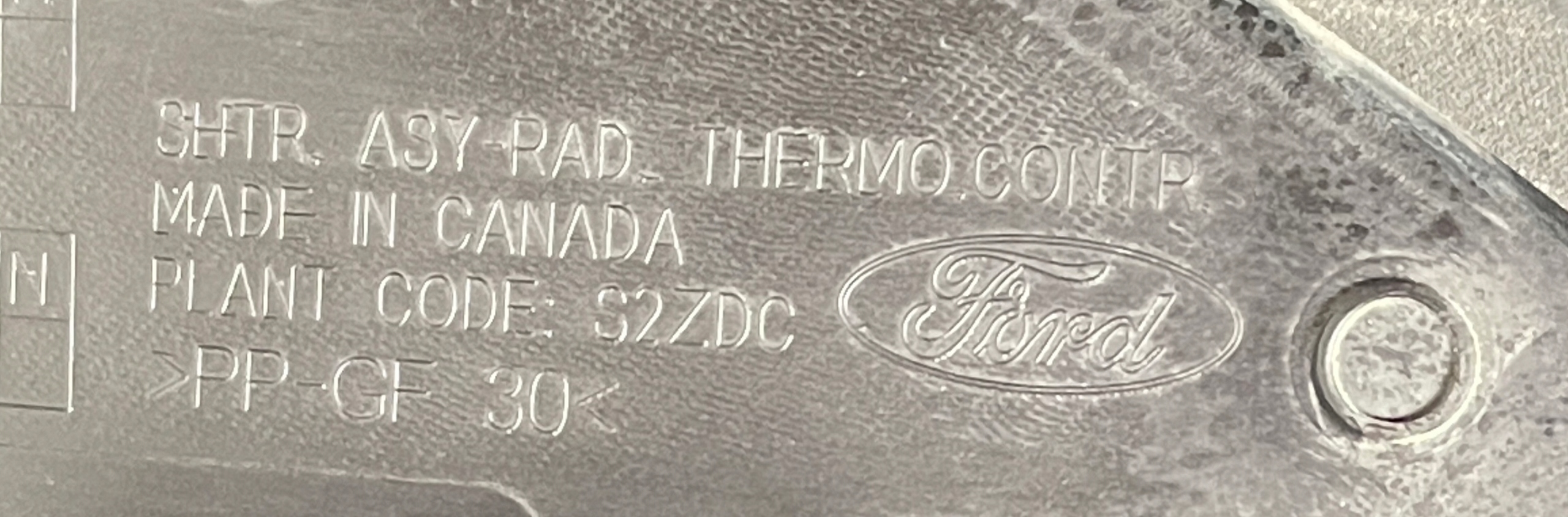 U3 FORD F150 2015- 5.0 4X4 ATRAPA GRILL ŻALUZJA FL34-8475-A Strona zabudowy przód