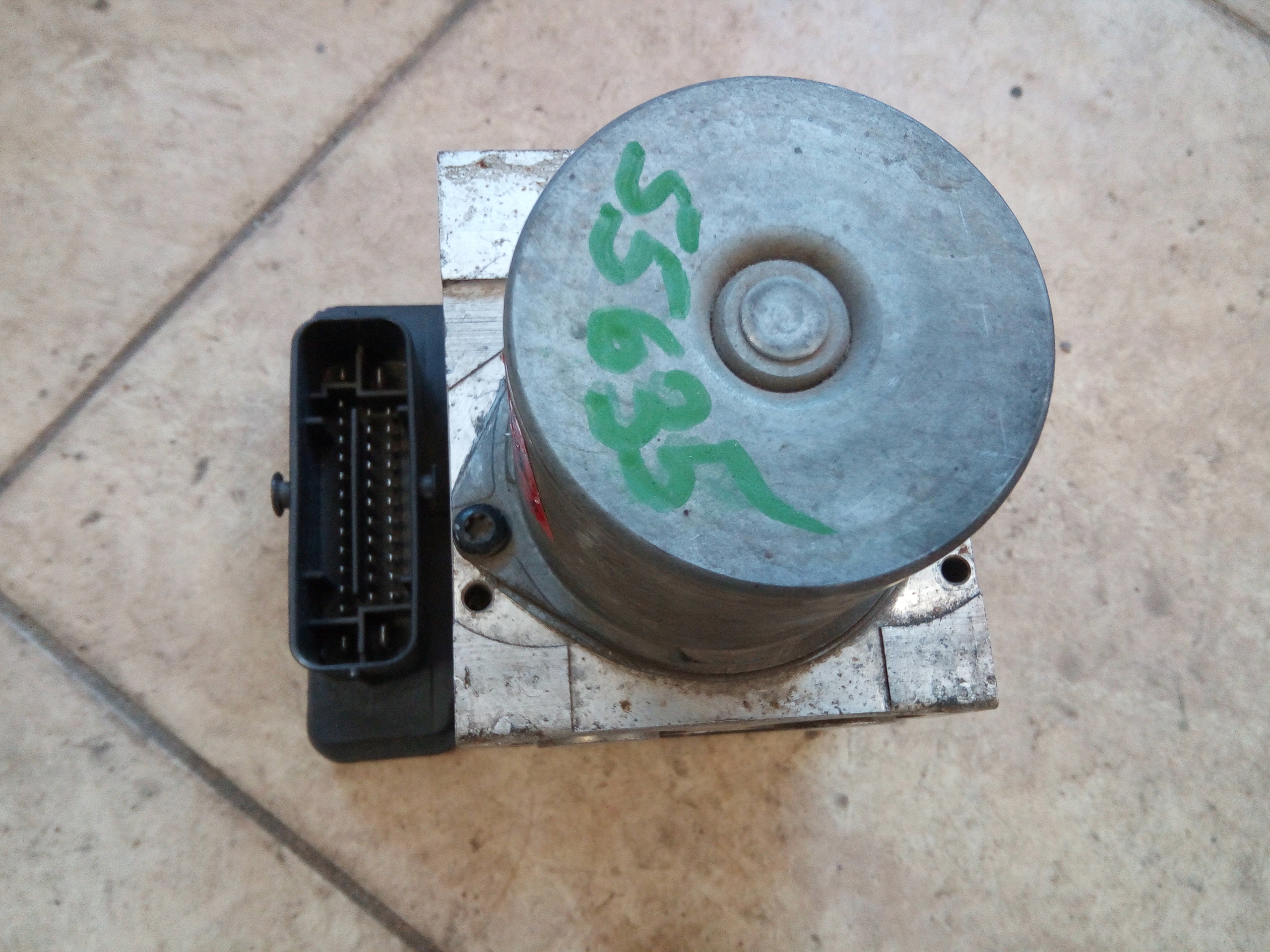 1K589-20550 81869-42100 - Насос ABS HYUNDAI I20.*