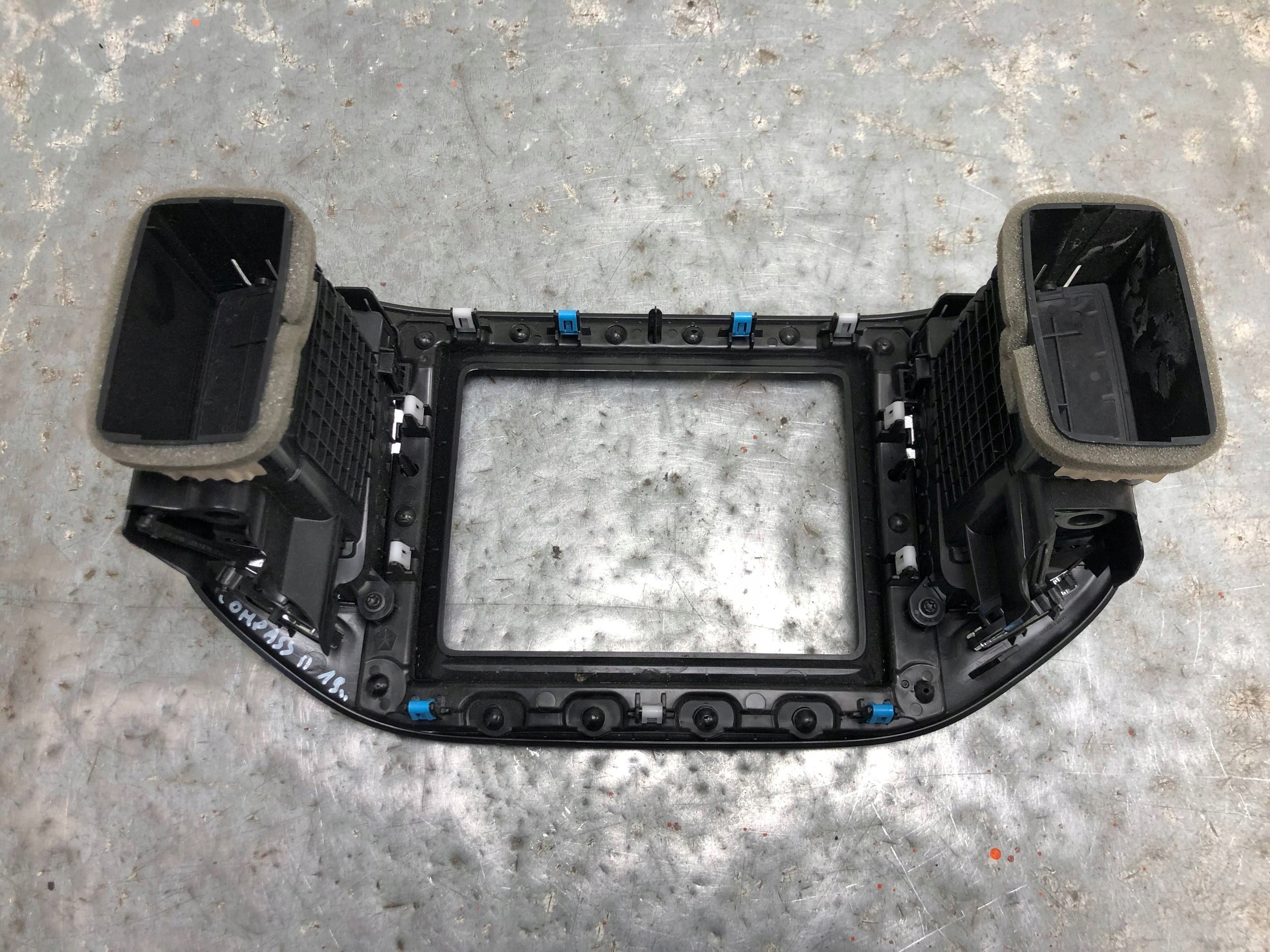 frame RADIA KRATKI air conditioning devices BLACK PIANO JEEP COMPASS II