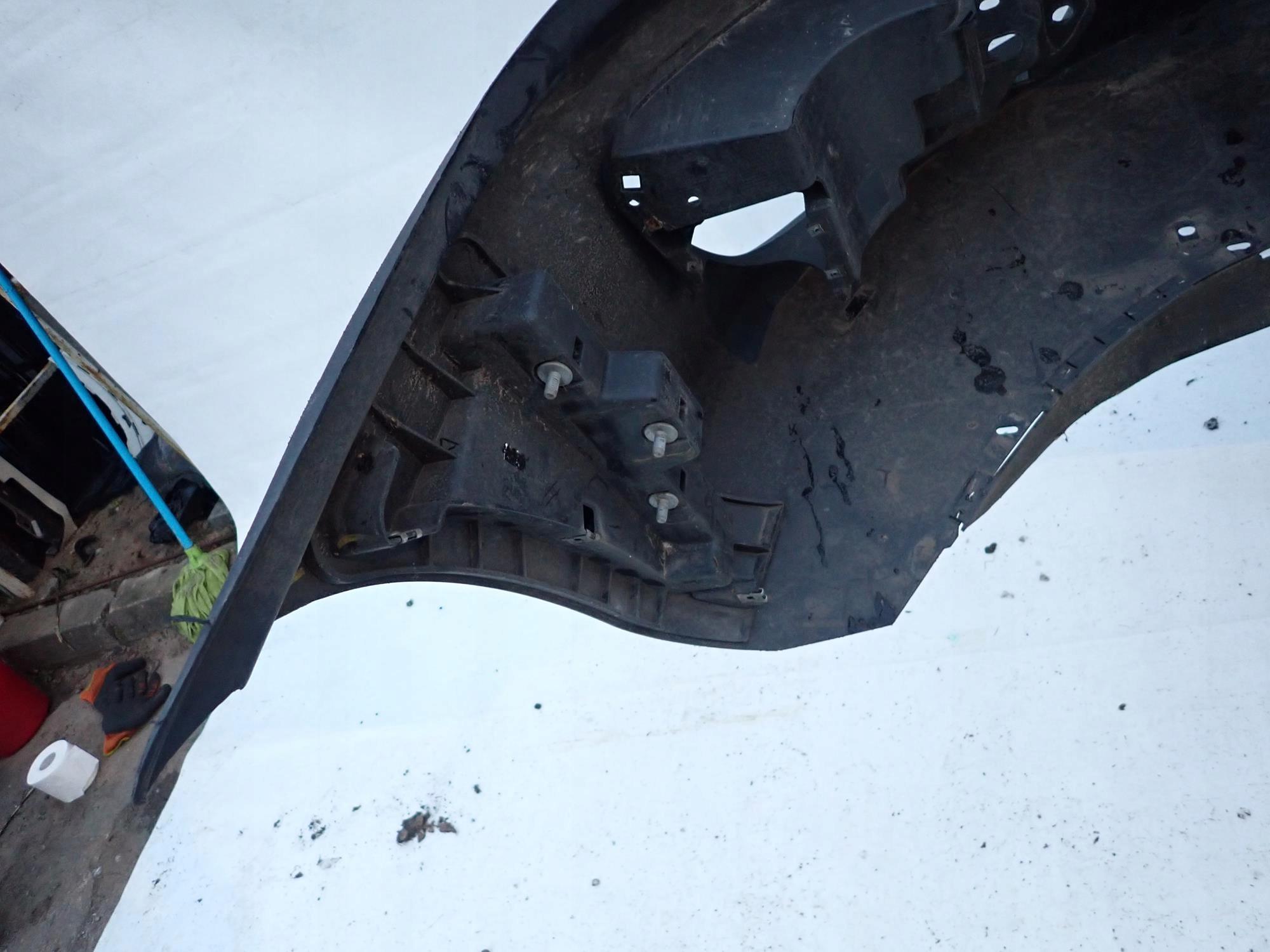 IVECO DAILY IV LIFT 19- bumper front front SPR