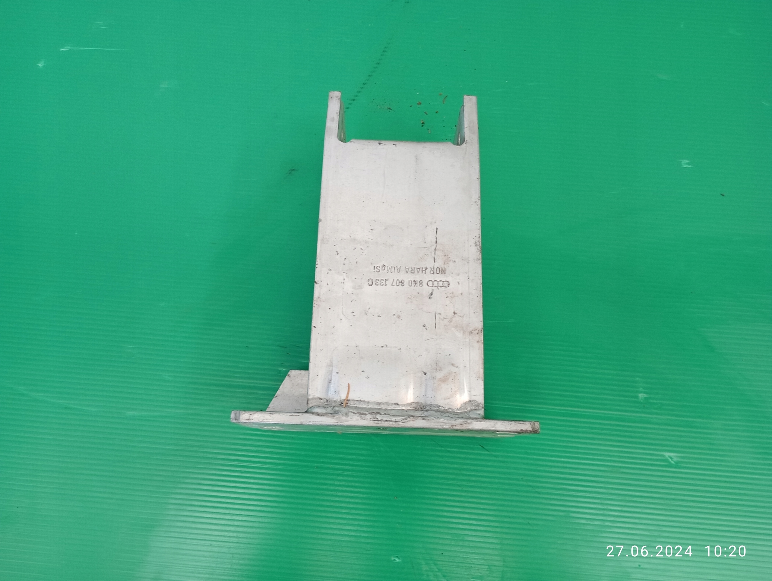 STREFA ZGNIOTU SZTYCA LEWA AUDI A4 B8 8K0807133 ORYGINAŁ