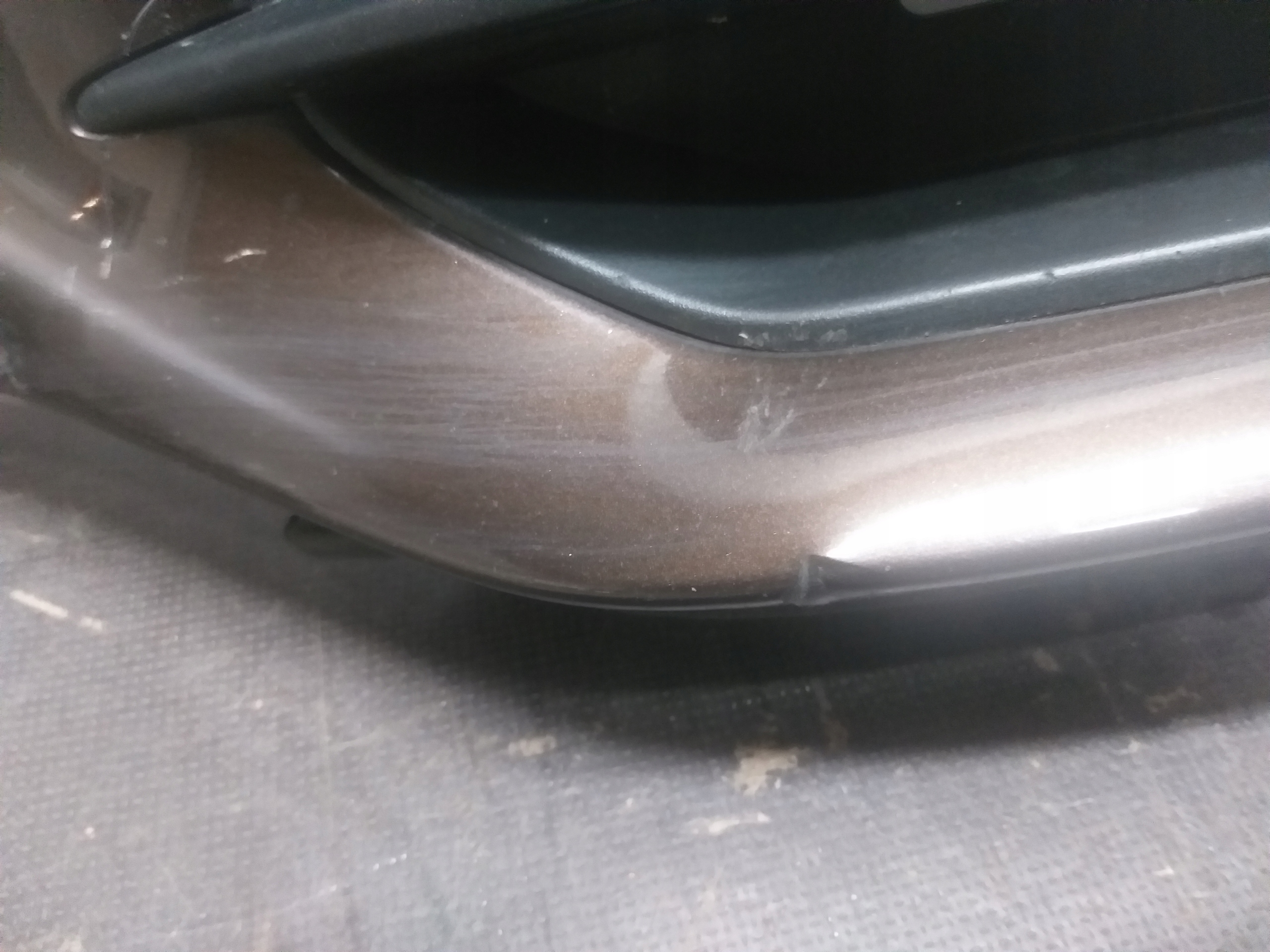 bumper front left corner AUDI A1 10-14 8X0