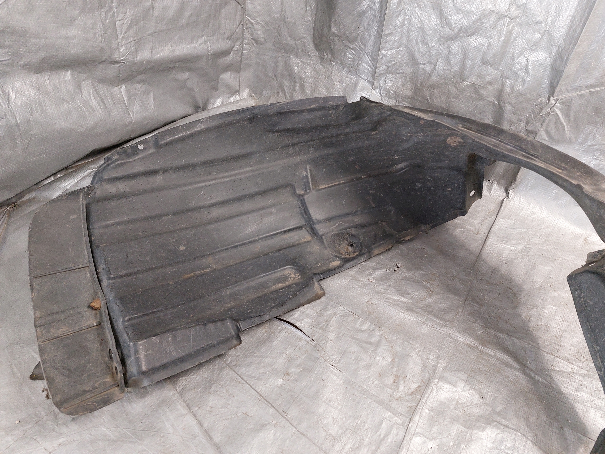 mudguard left front TOYOTA RAV 4 II