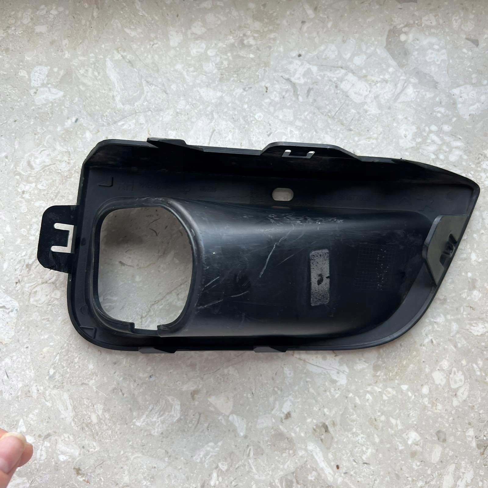 CITROEN BERLINGO IV grid of a bumper front front right 9816770680