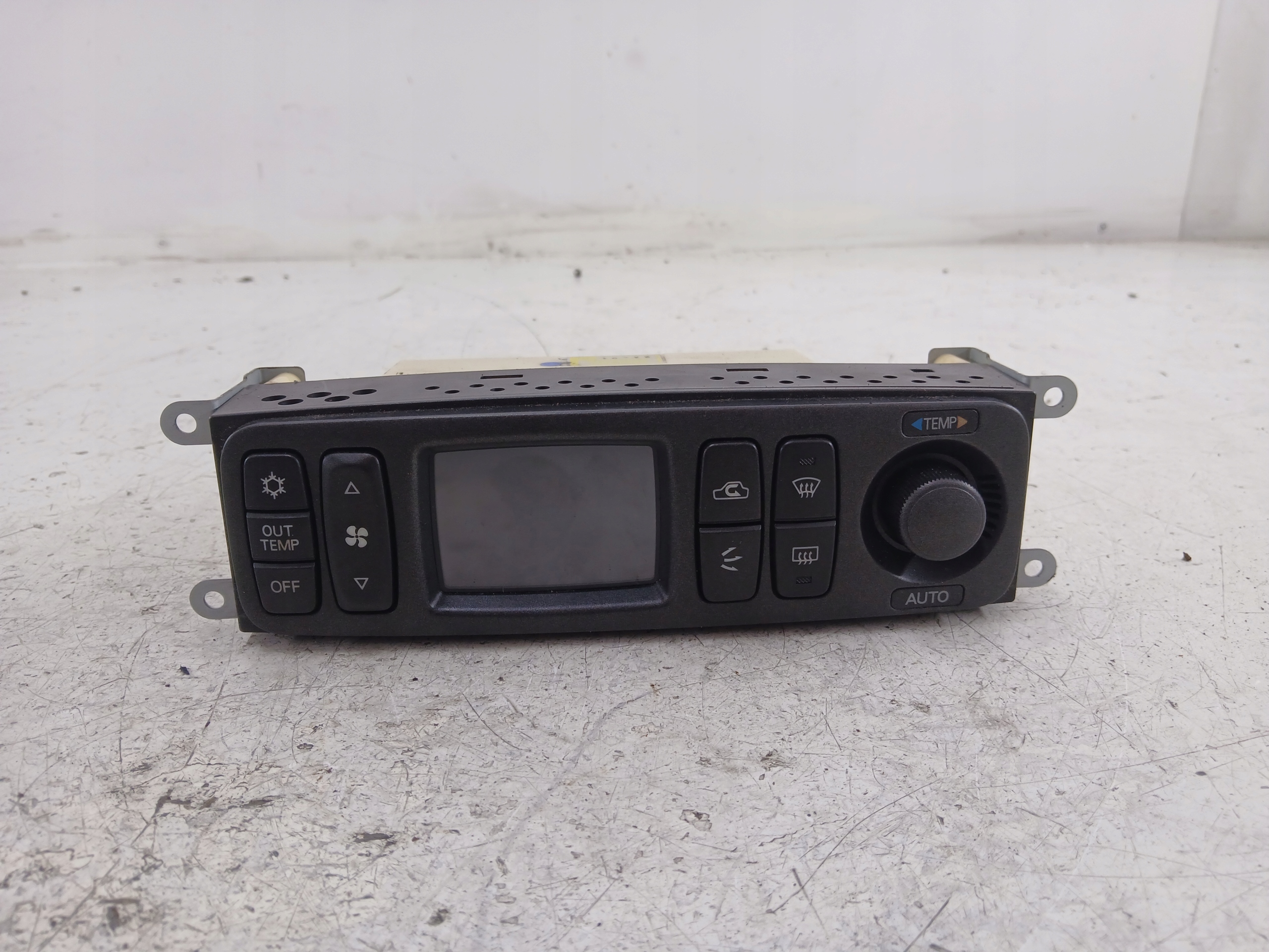 MITSUBISHI GALANT VIII Unite commande clima Bouches buses MR283262