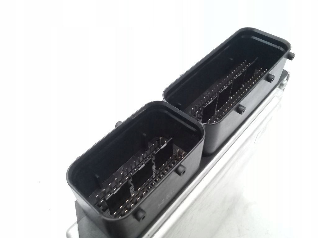 Audi A6 C6 computer control unit of the engine 03L906022FL