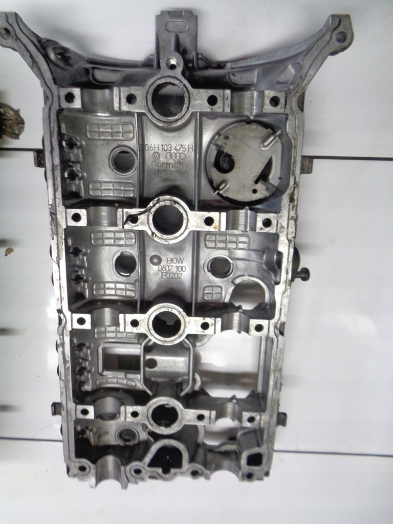 AUDI A4 B8 2.0TFSI CDN TESTATA Motore 06H103373J