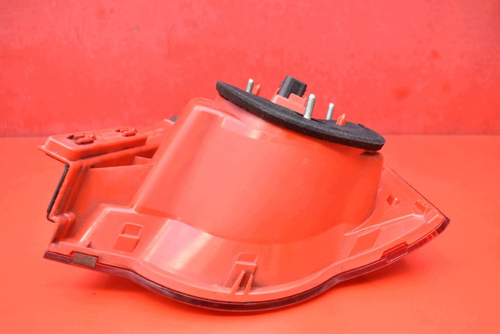 light left rear part rear 3C5945095C VW PASSAT B6 sedan 05-10