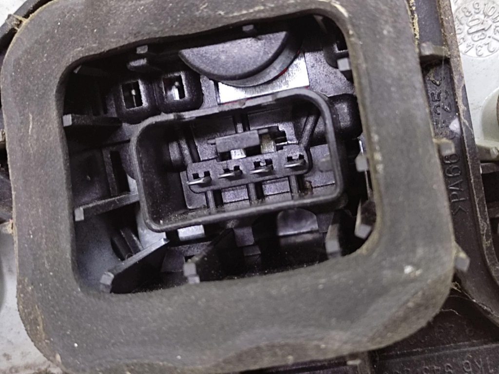 VW GOLF V light right rear part 4VFX13404AA