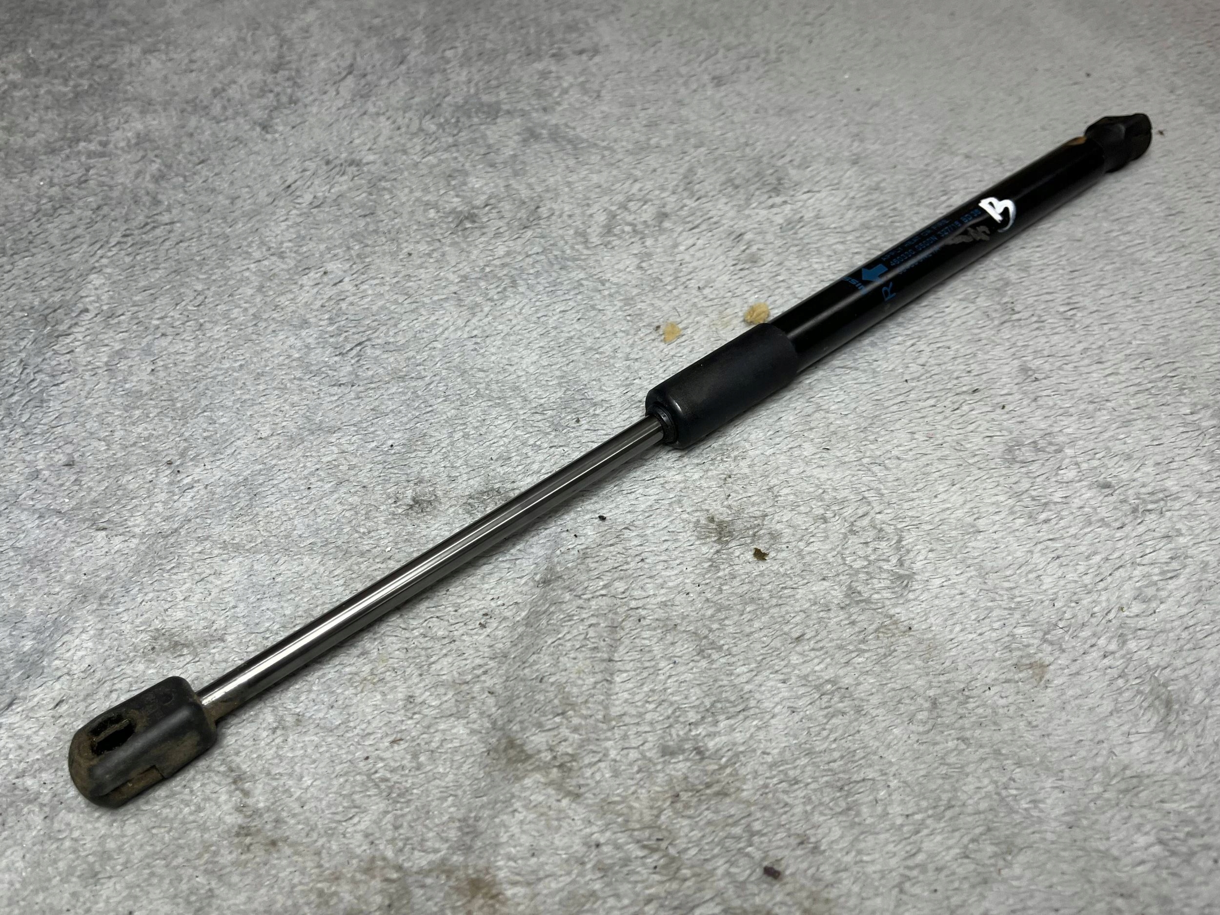 damper bonnet boot Nissan Leaf and 904503NL1A ORG