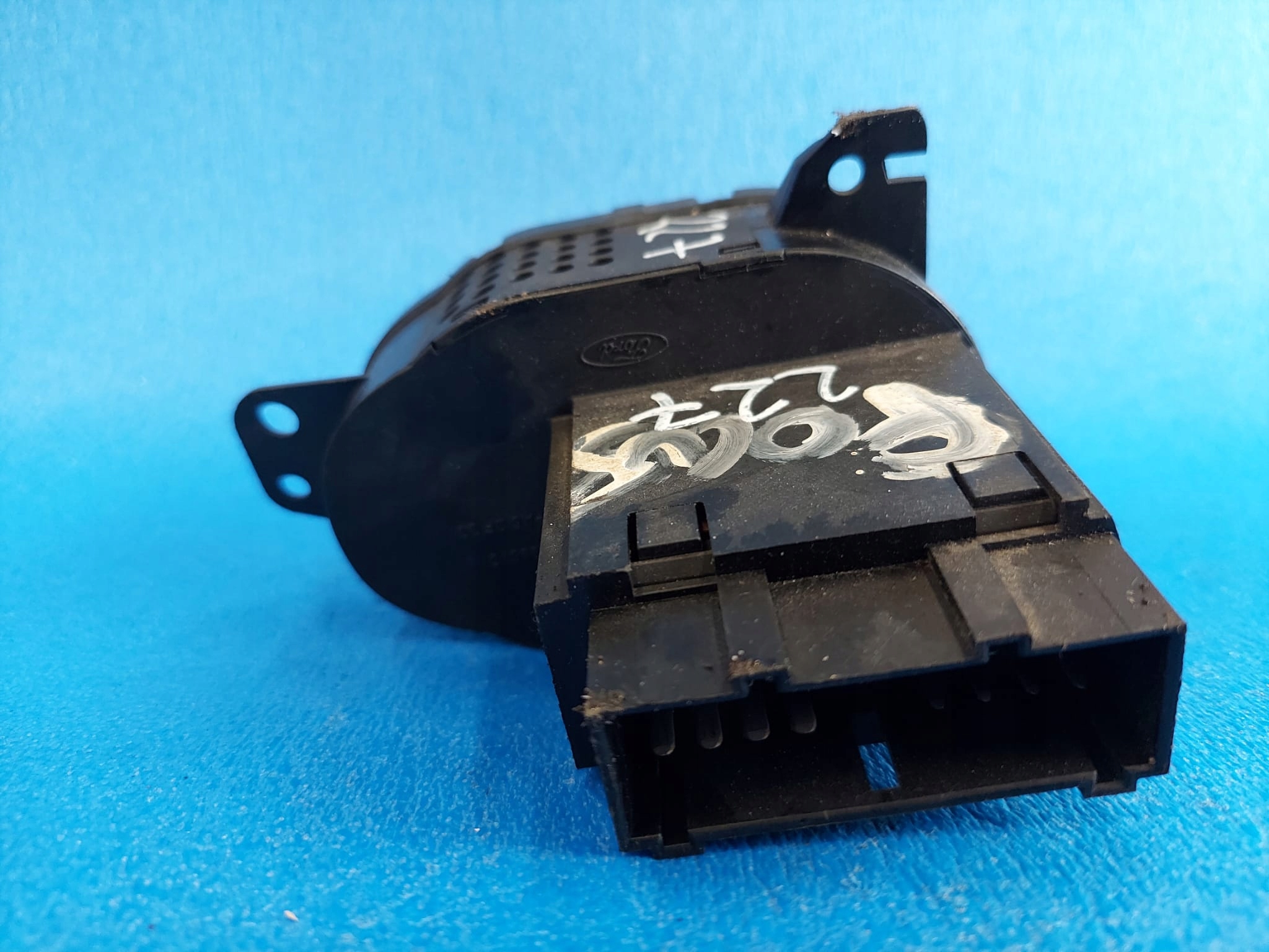 Schalter Leuchten FOCUS 1 98AG13A024CH