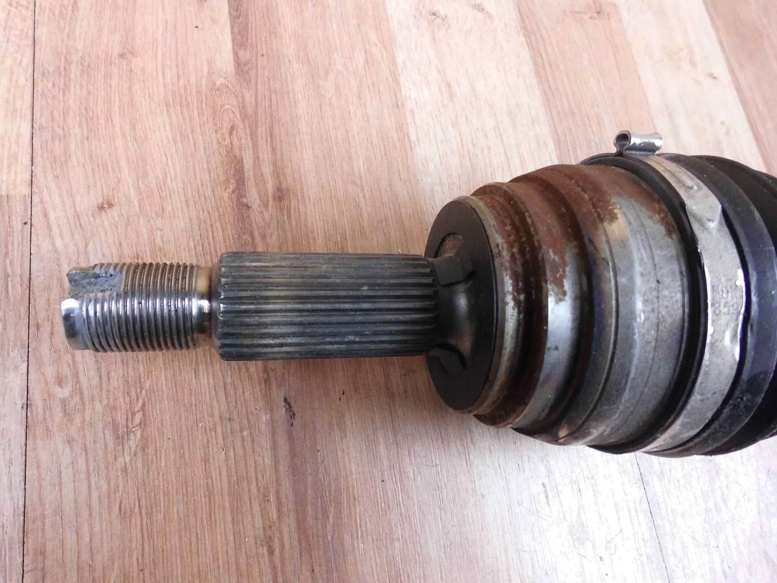 KIA Ceed III 1.6 T-GDI AUTOMAT semi-axis right front right front