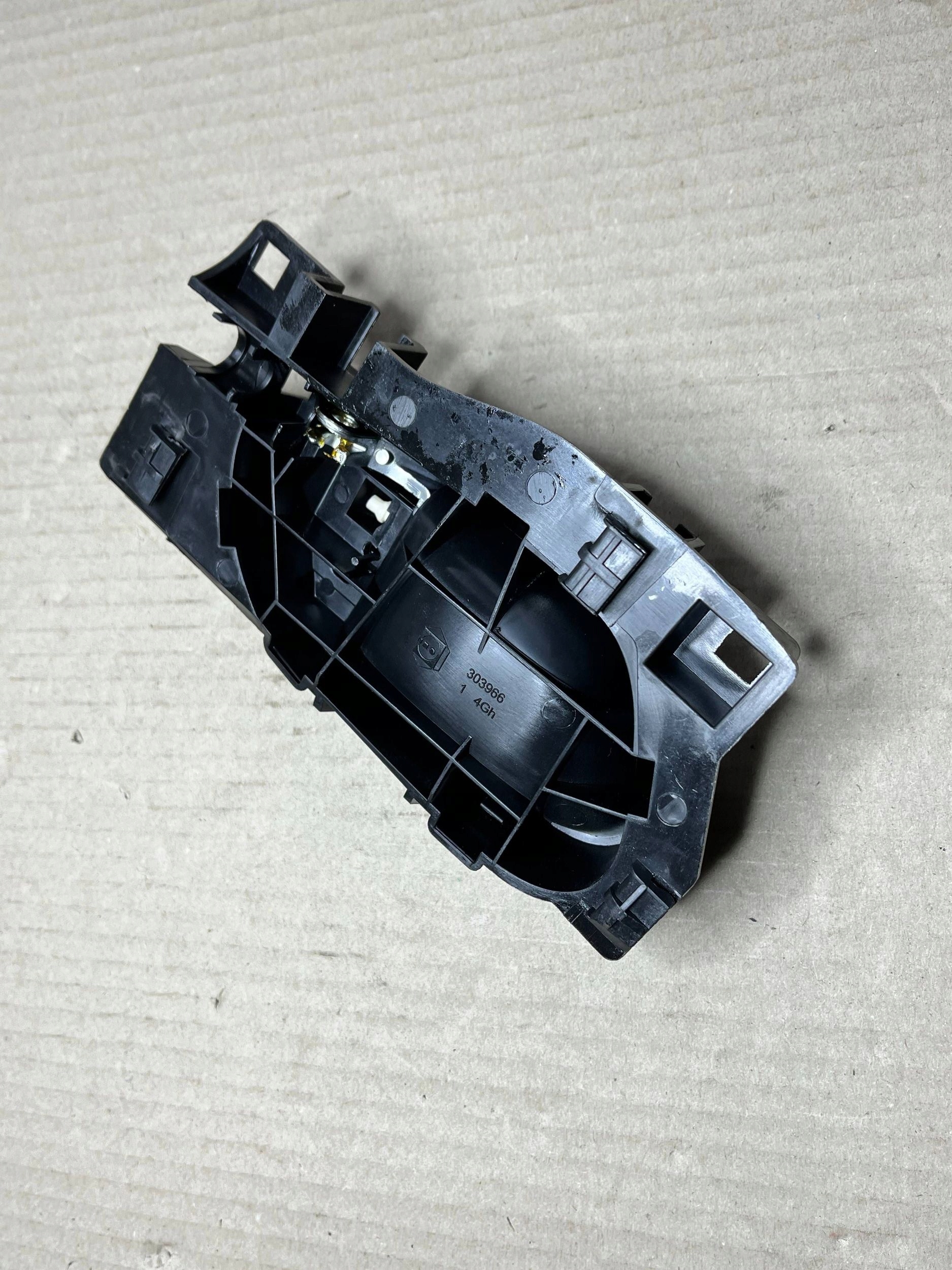 handle inner rear Peugeot 208 and 96555518VV