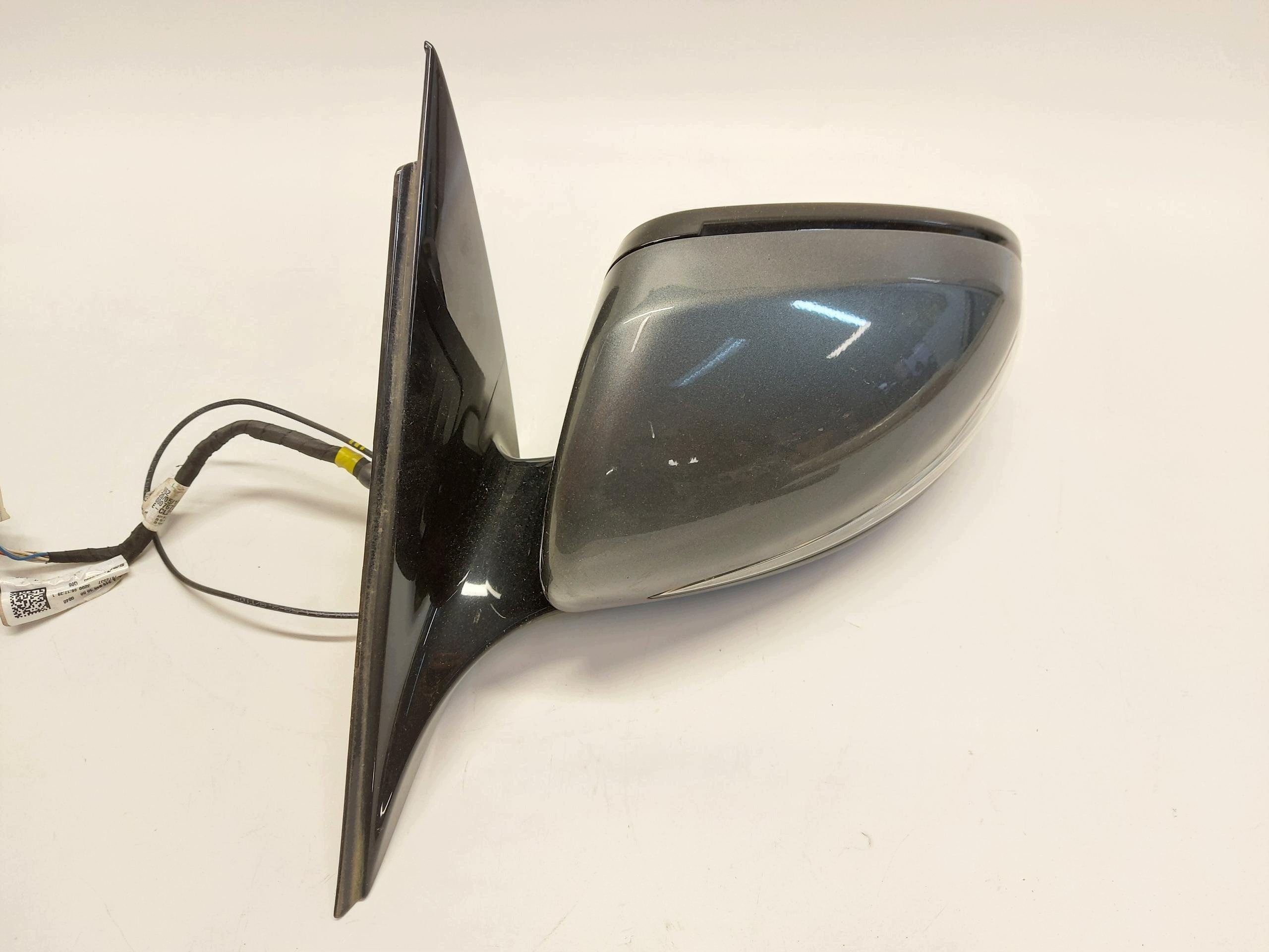 MERCEDES W213 E300de Kombi mirror left 8+8+1 PIN 992 RHD