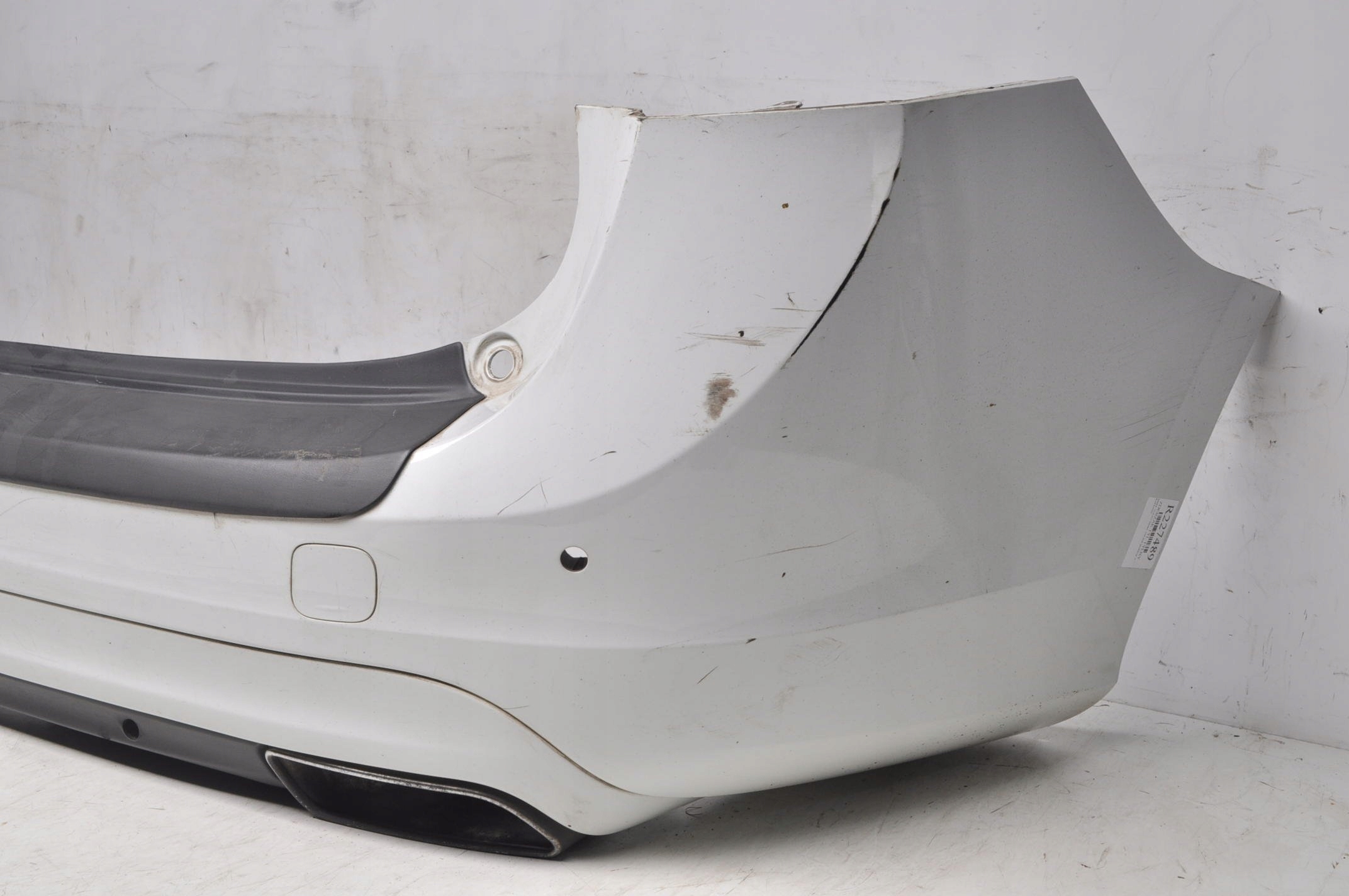 VOLVO V60 LIFT ZDERZAK TYŁ TYLNY PDC Typ samochodu Samochody osobowe