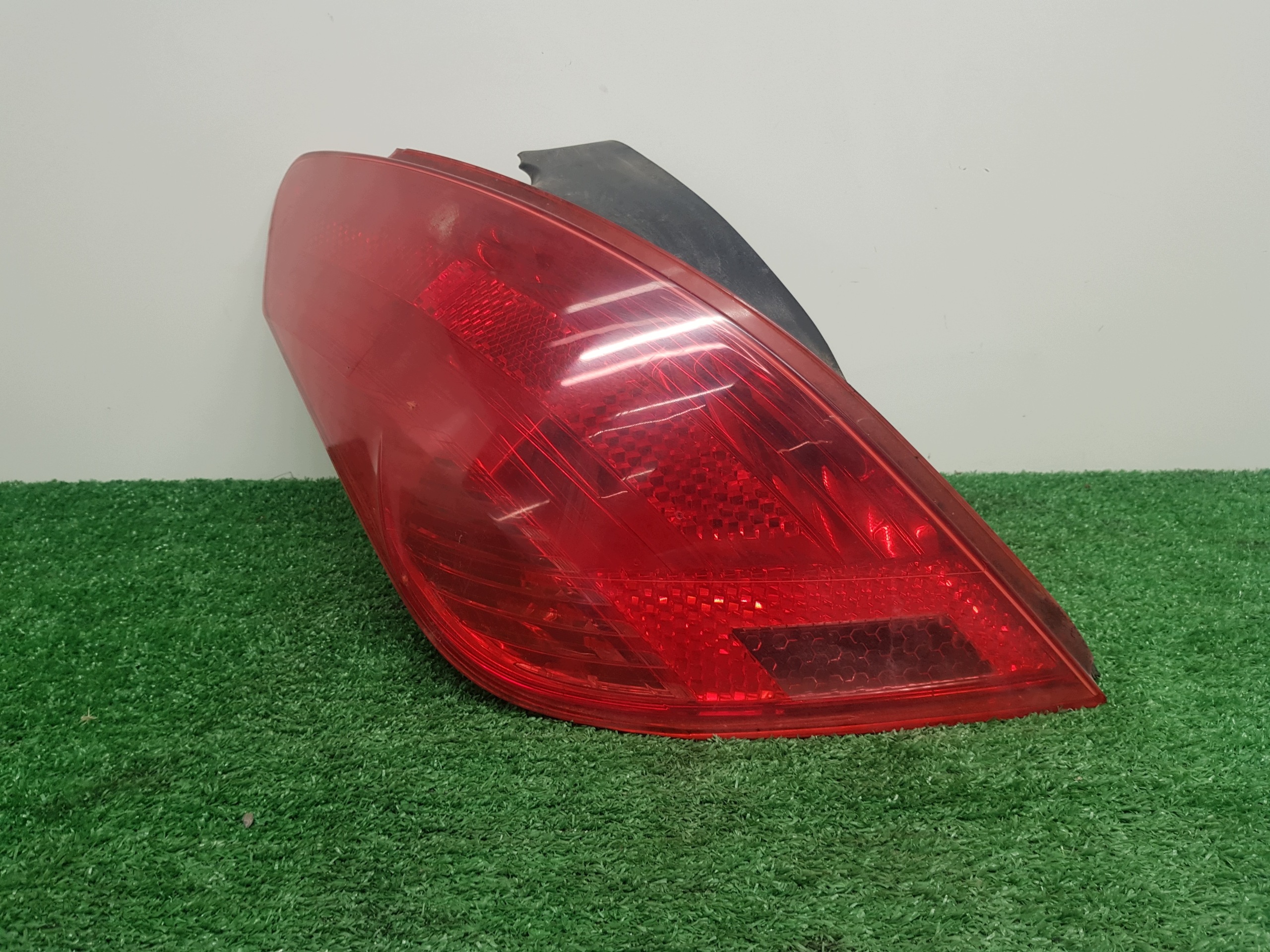 light left rear PEUGEOT 308 9680425780