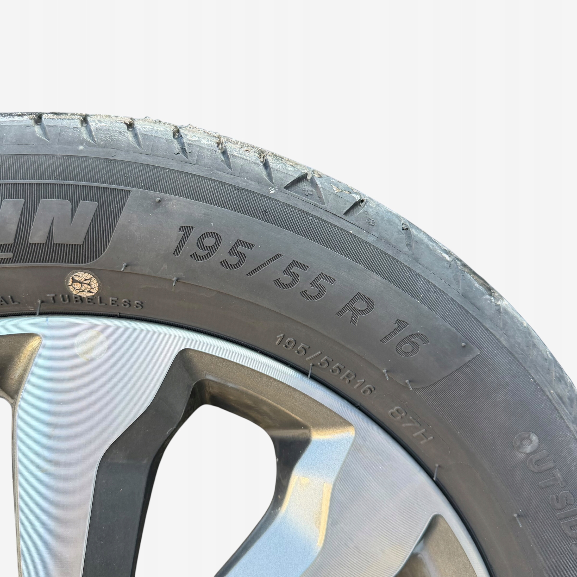 discs wheels tyres KIA STONIC MICHELIN 195/55/16" 6MM summer