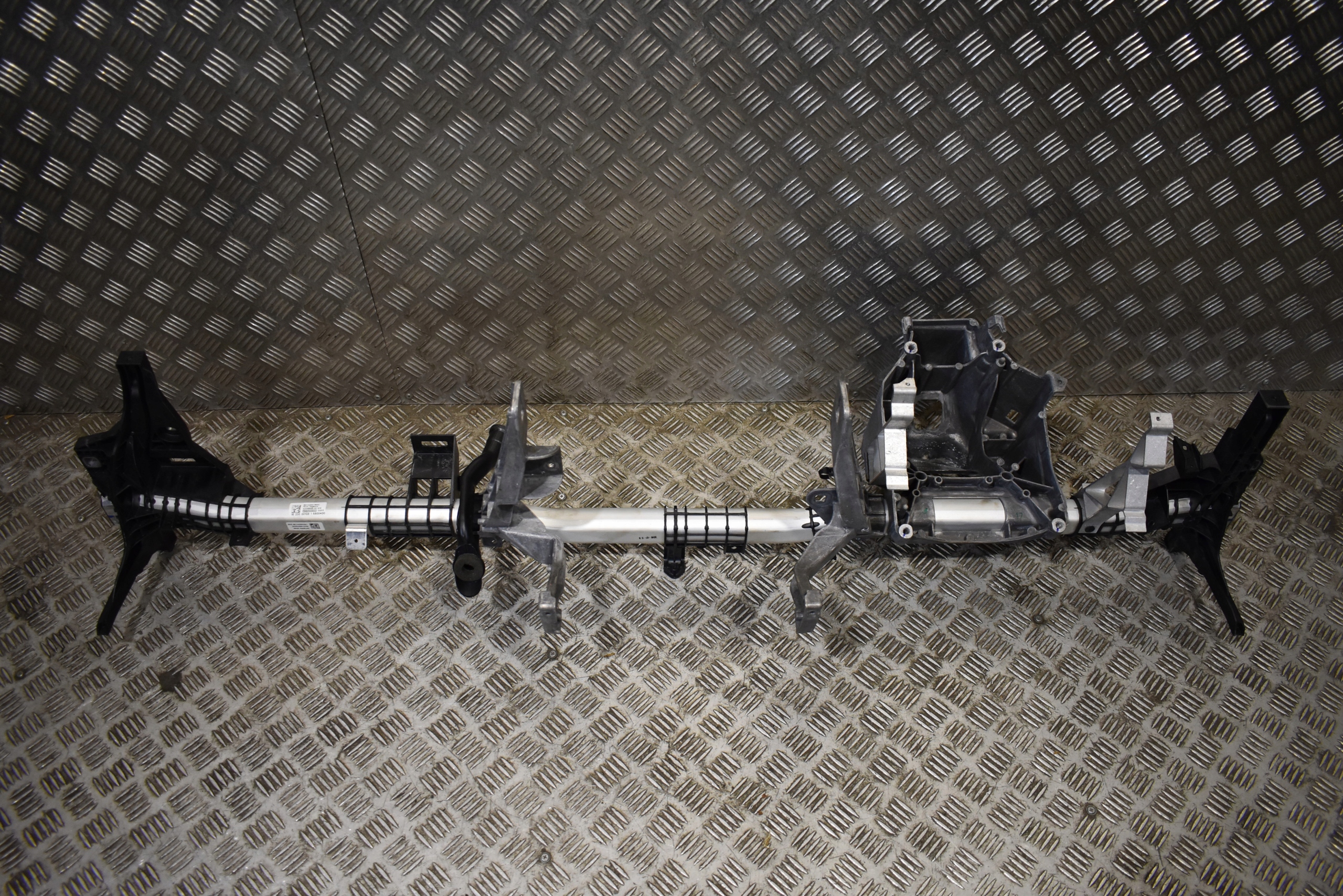 IDEALNY Support Console MERCEDES SL R231 1