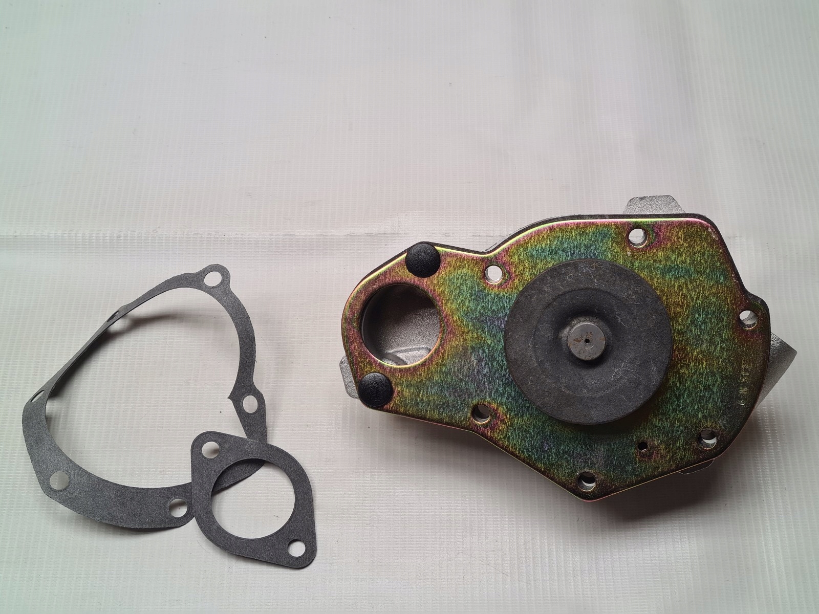 Pompa wody Łada NIVA 1600 , 1700 Numer katalogowy części 33-0210