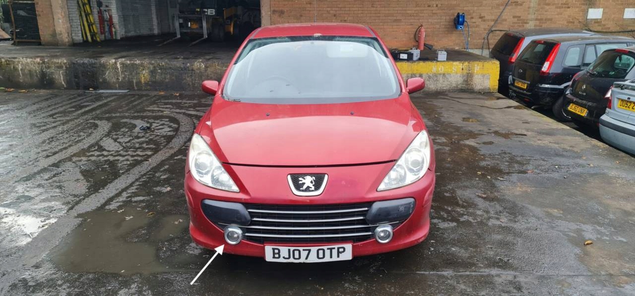 frame fog lights right side Peugeot 307 facelift 2007 9653589477