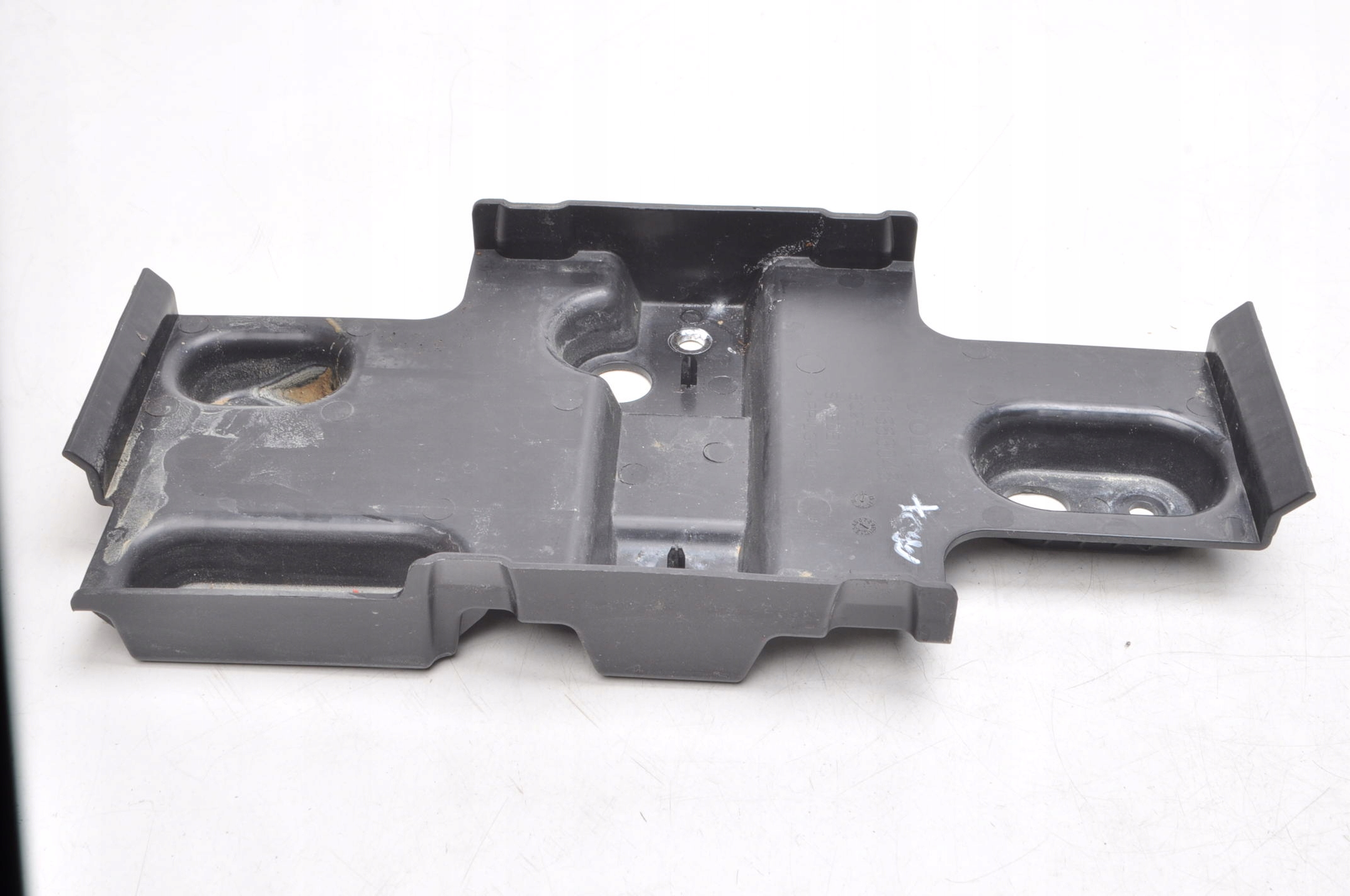 VOLVO XC90 II PODSTAWA AKUMULATORA 31383048