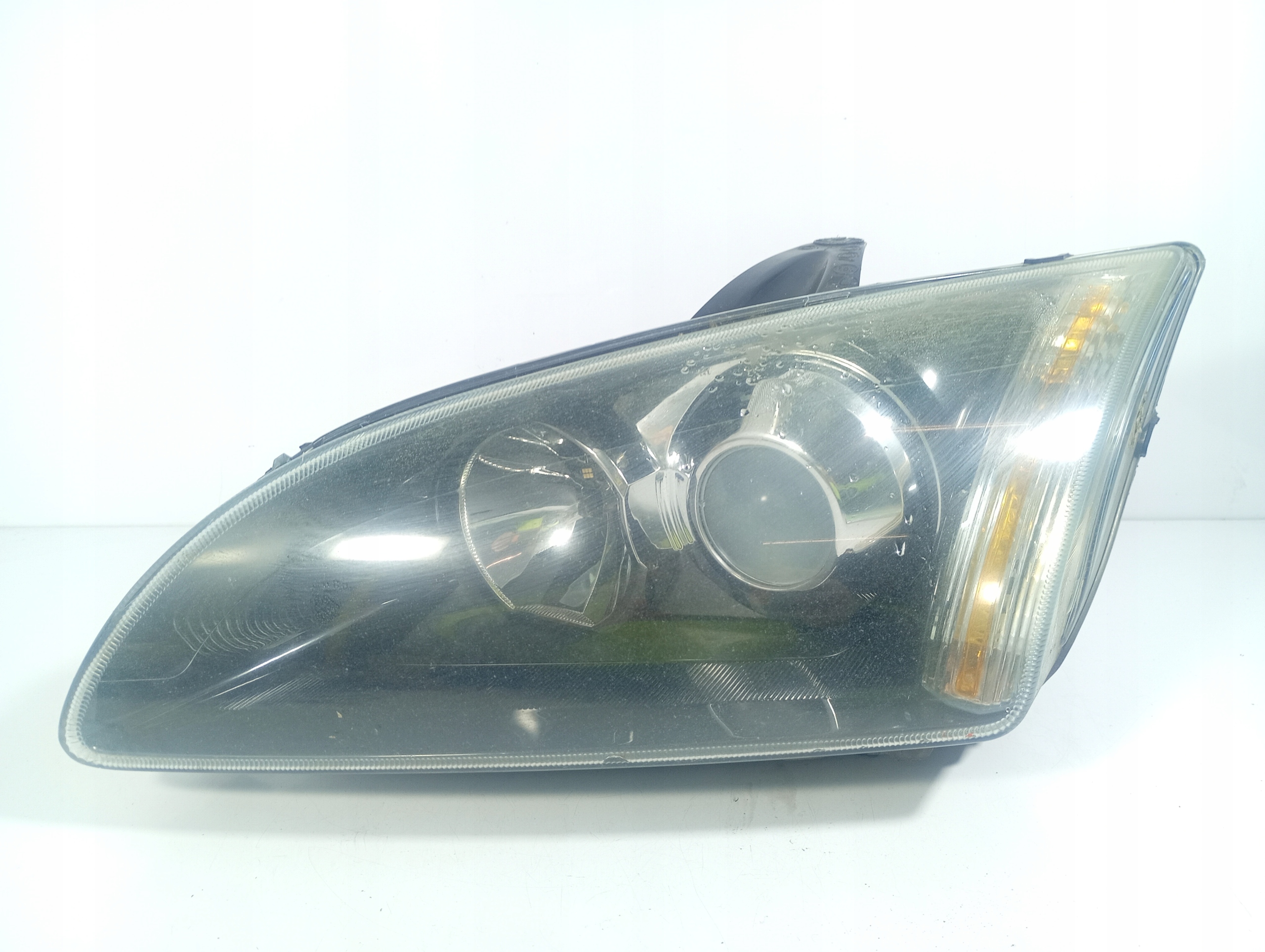 FORD FOCUS MK2 04-11 REFLEKTOR levý přední předek OE 4M5113W030