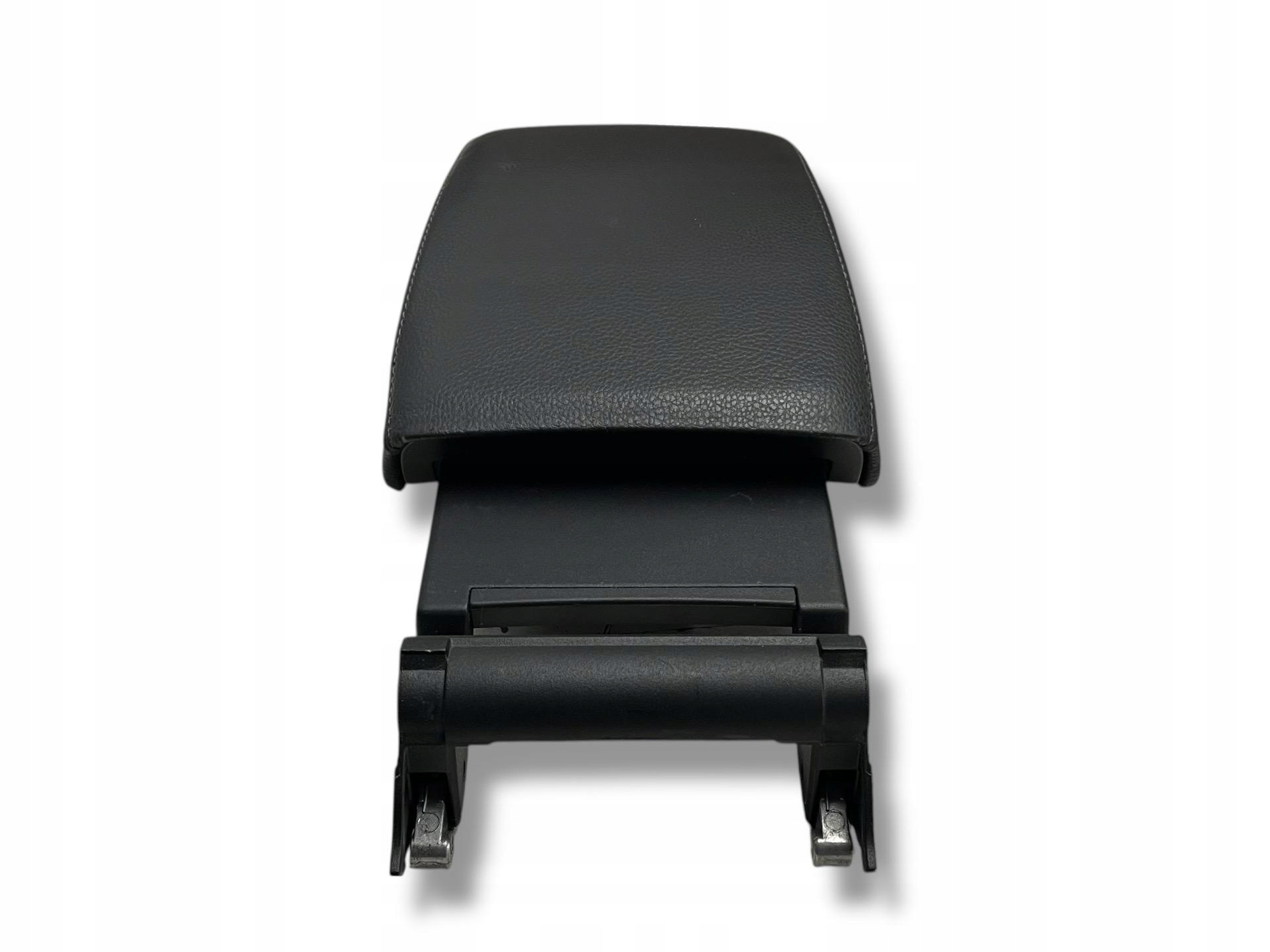 armrest tunelu srodkowego Volkswagen Scirocco 3 facelift 2014