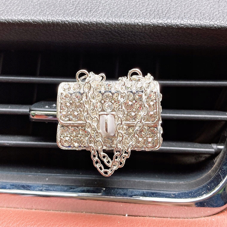 TOREBKA ZAPACH PERFUMY DEKORACJA SAMOCHODU AUTA DYFUZOR DO KRATKI NAWIEWU Rodzaj do kratki nawiewu