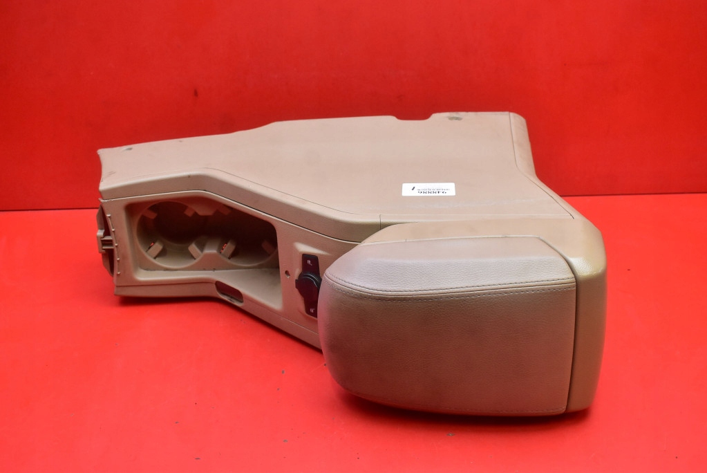 TUNEL central armrest SKORZANY EU SATURN VUE 2 II 07-10
