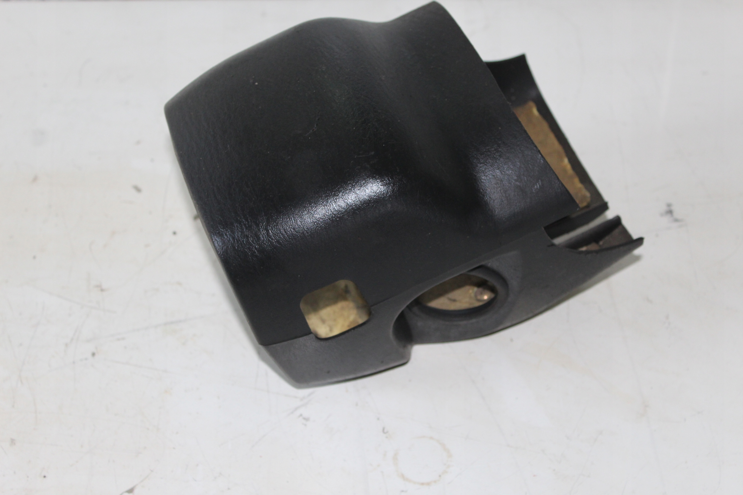 OBUDOWA STACYJKI MITSUBISHI ECLIPSE 2G 2.0B