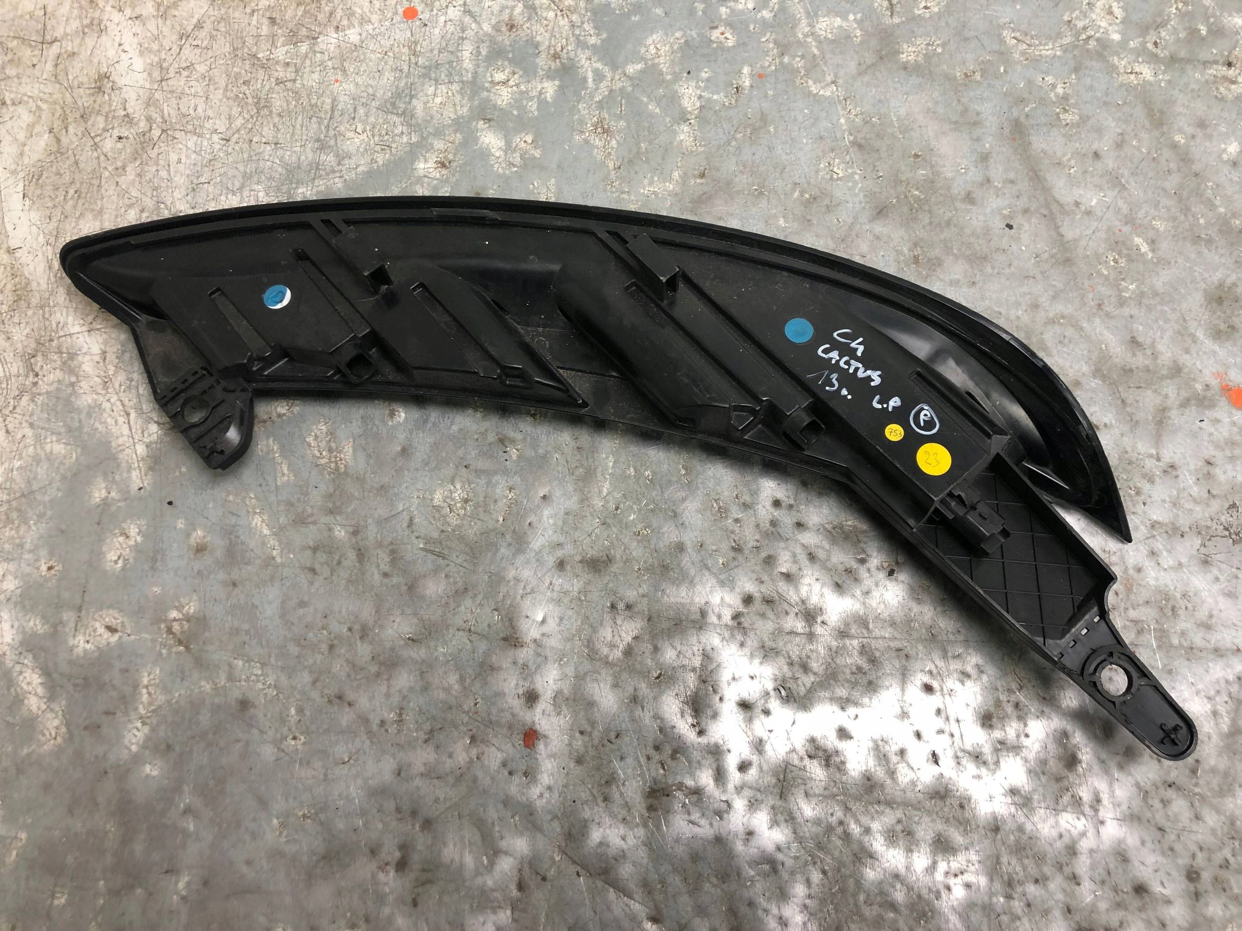 light LED DRL left front CITROEN C4 CACTUS 9800910780