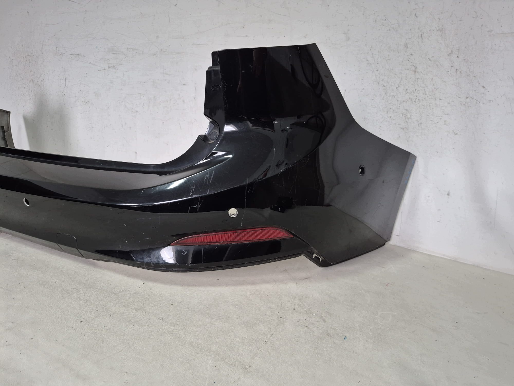 FORD FOCUS IV 4 MK4 KOMBI 18-25 bumper rear part rear 4XPDC