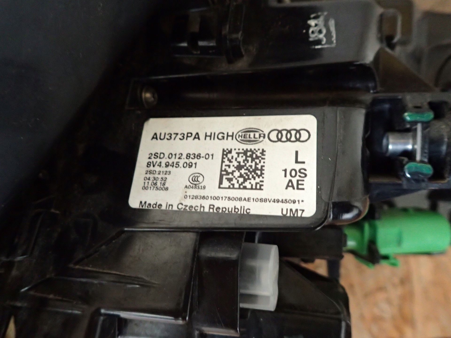 light left rear rear part AUDI A3 8V4945091 LED LIFT