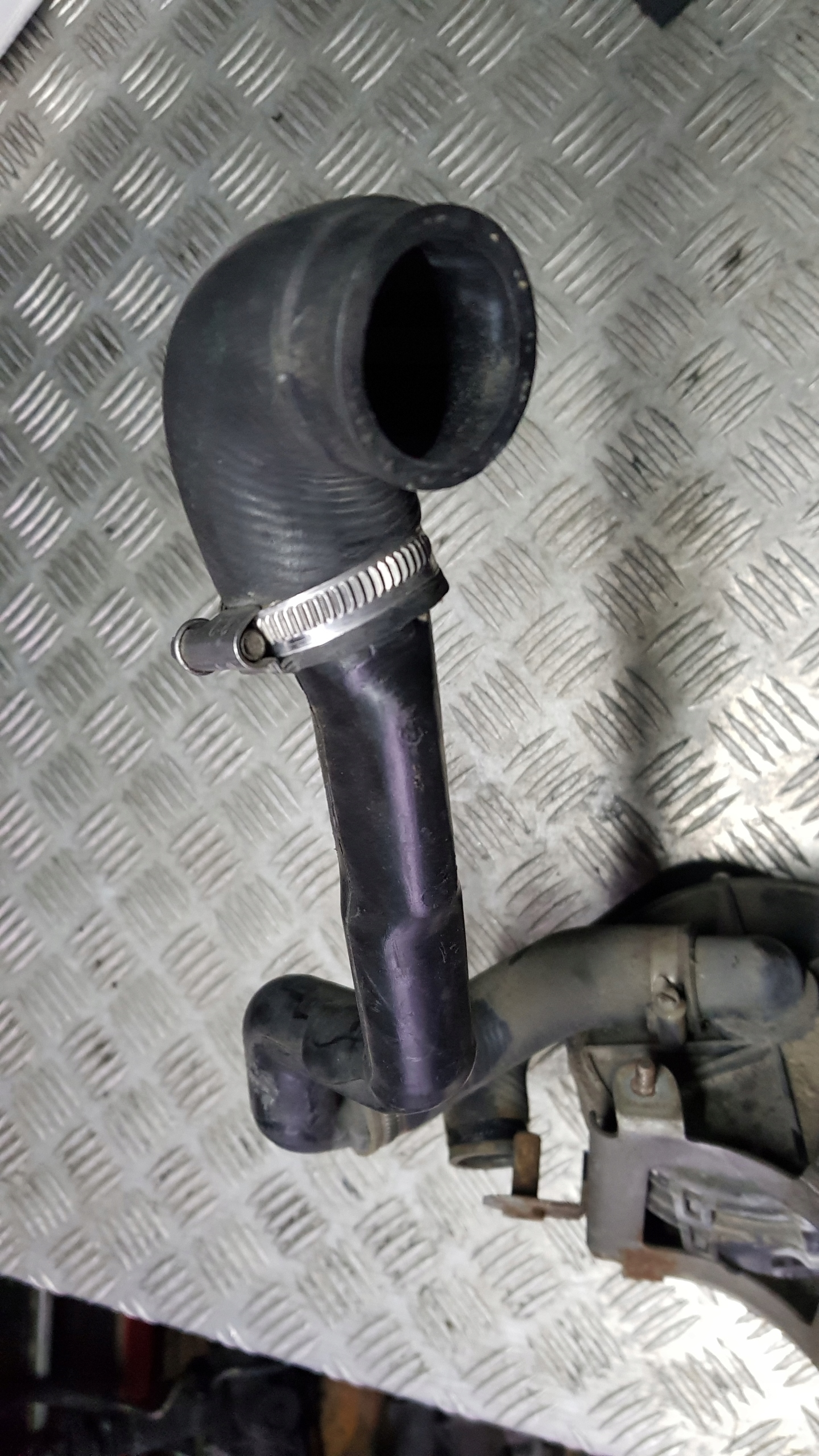 BMW E38 7 730 pipe wiring air 1742135