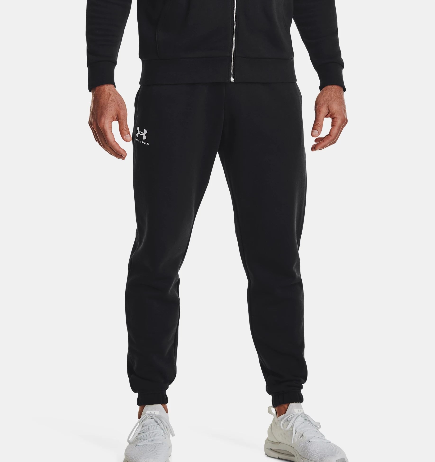 Under Armour Tepláky Ua Essential Fleece Jogger-BLK černá