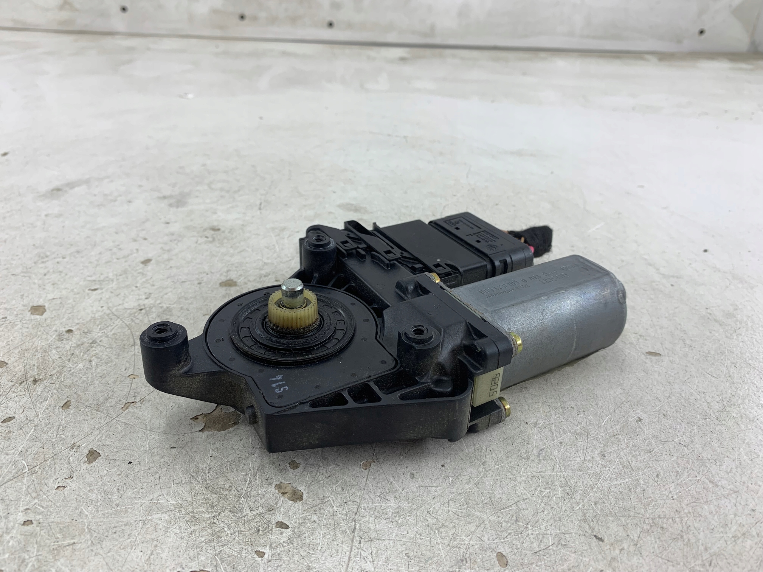 VW PASSAT B5 LIFT mini motor windows right rear part 3B9839752BF