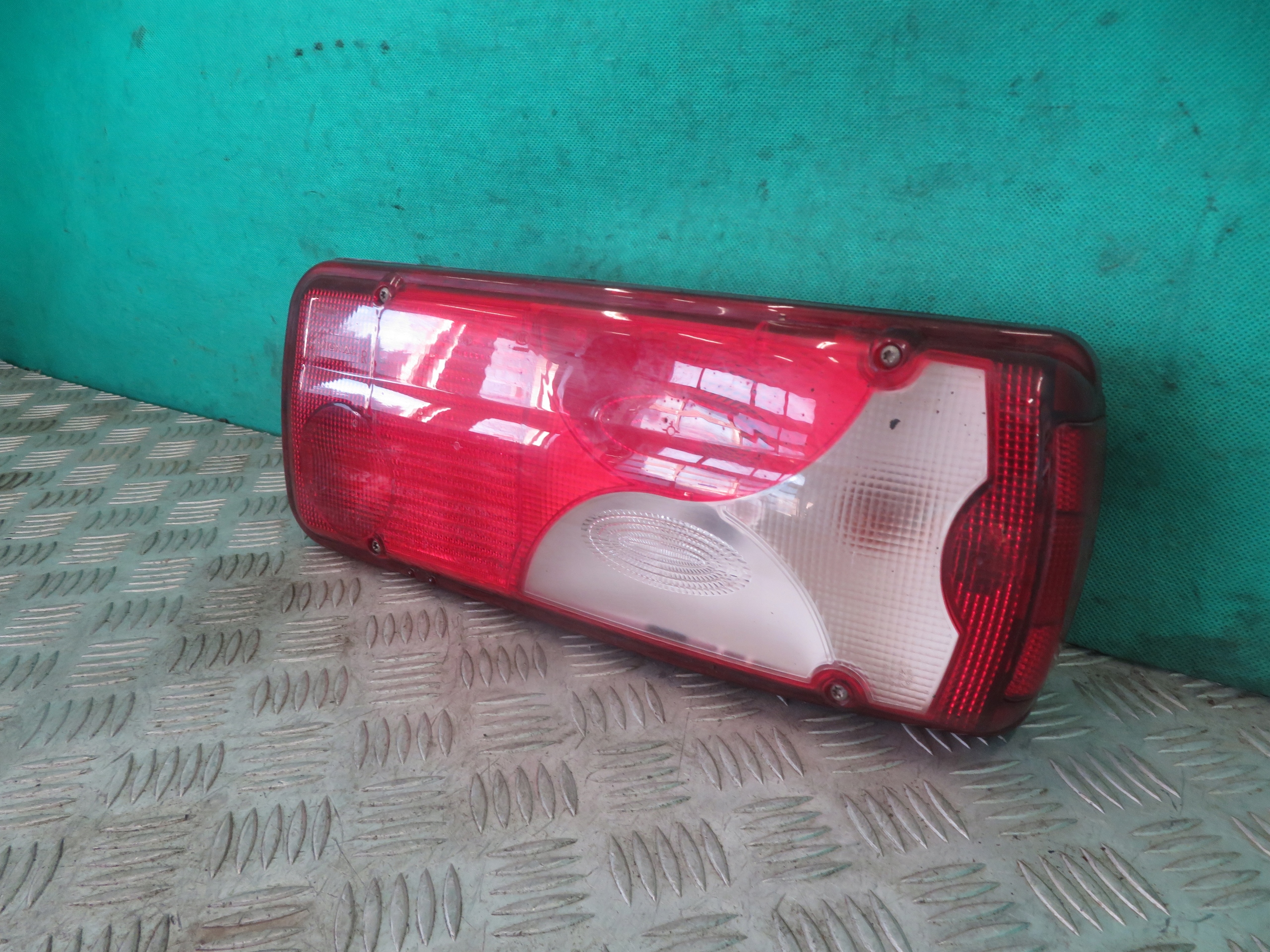 light right rear part VOLKSWAGEN CRAFTER 12R A9068201764