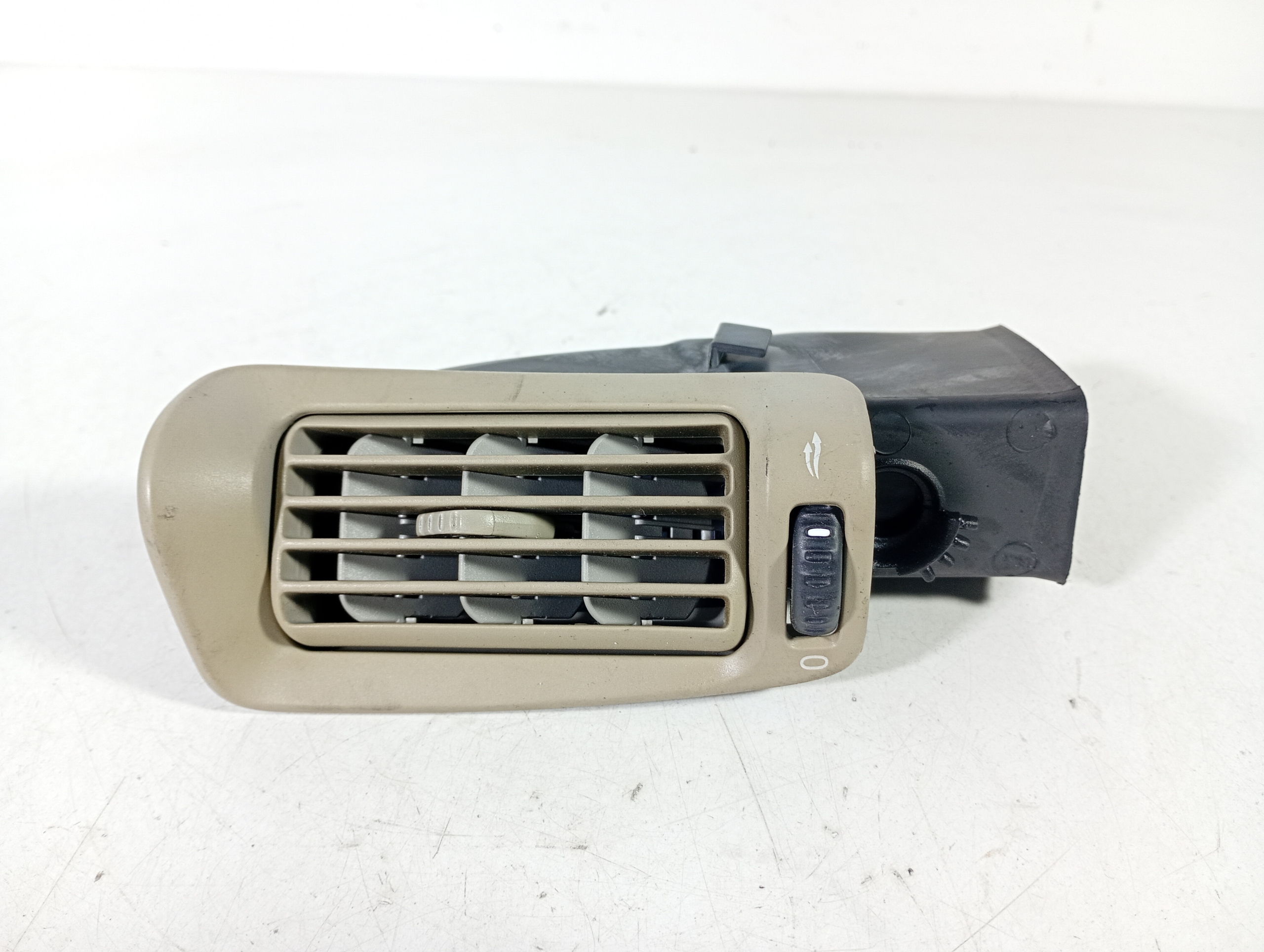 Volvo S60 00-10 grid air conditioning devices air left rear OE 9158448