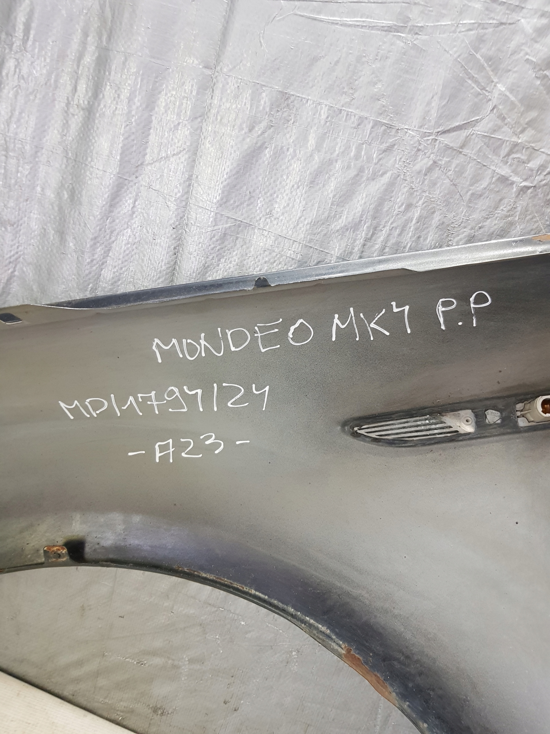 fender FORD MONDEO MK4 right front