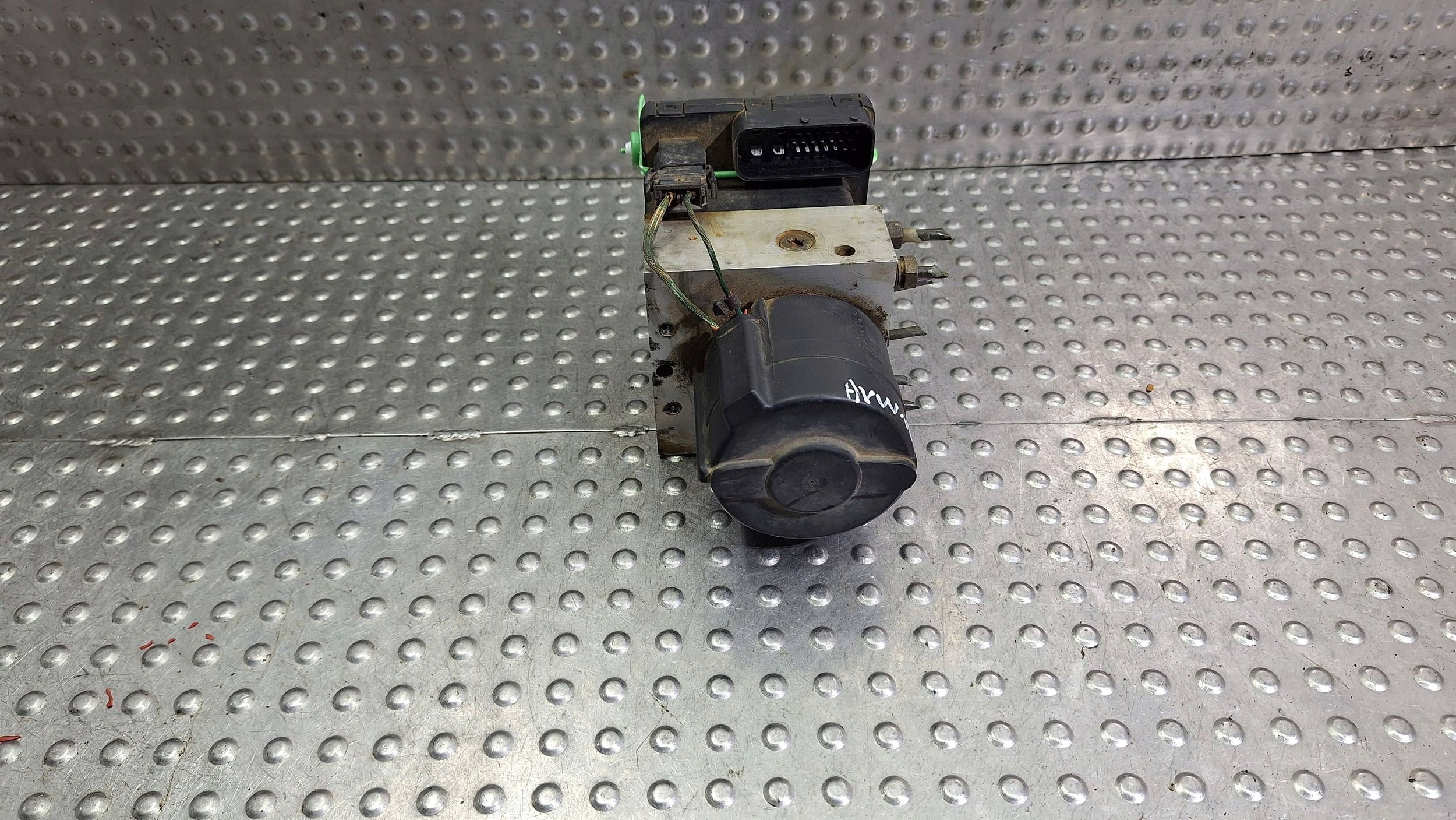 pump control unit ABS 1H2614117B 3A0907379 GOLF III PASSAT B3 B4 GOLF IV