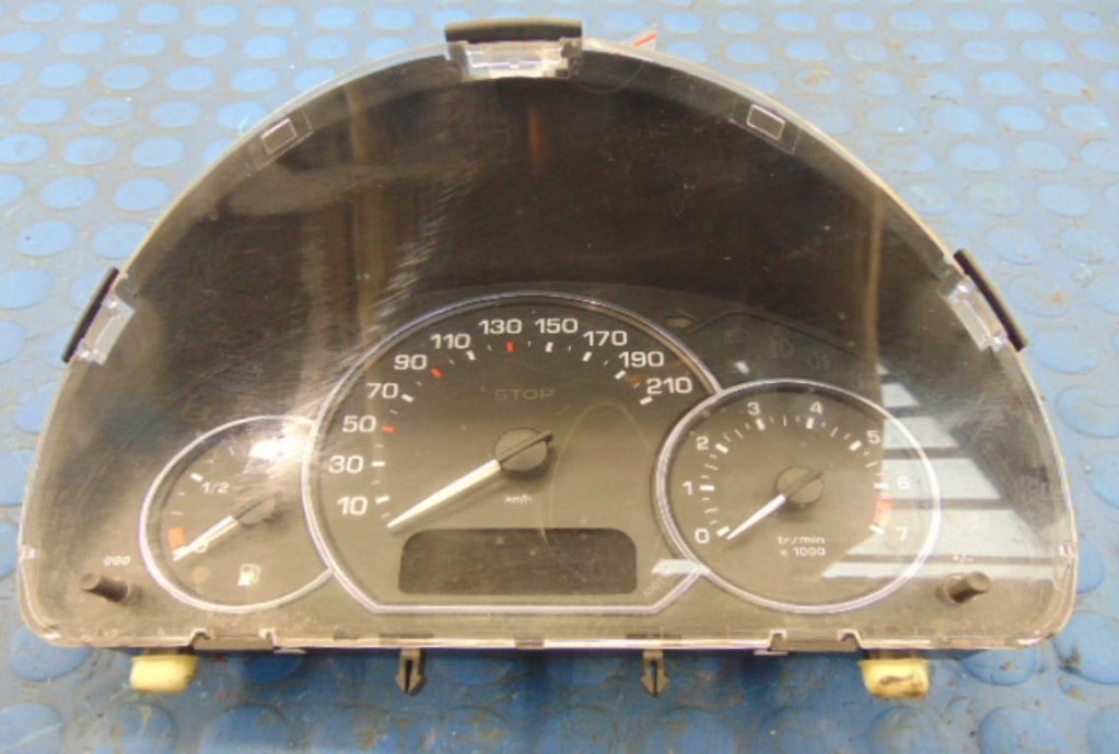 peugeot 1007 1.4b спидометр A2C52106797