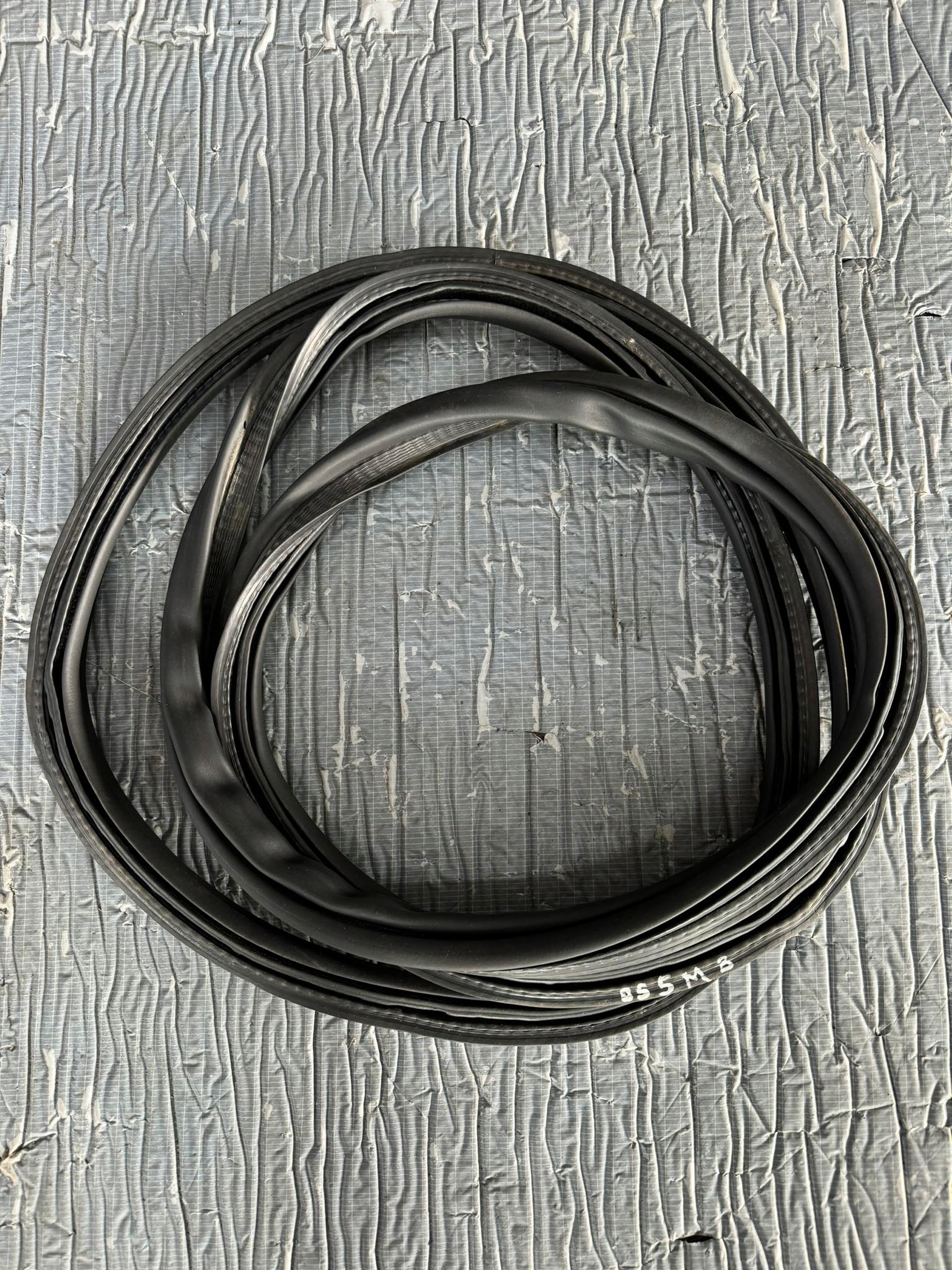 USZCZELKA KLAPY BAGAŻNIKA CITROEN DS5