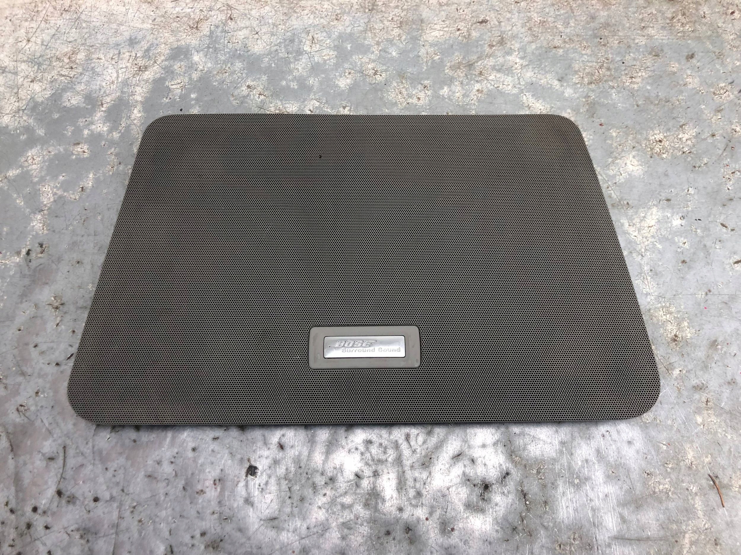 de couverture Couverture du haut parleur BOSE AUDI A8 D3 4E0035435