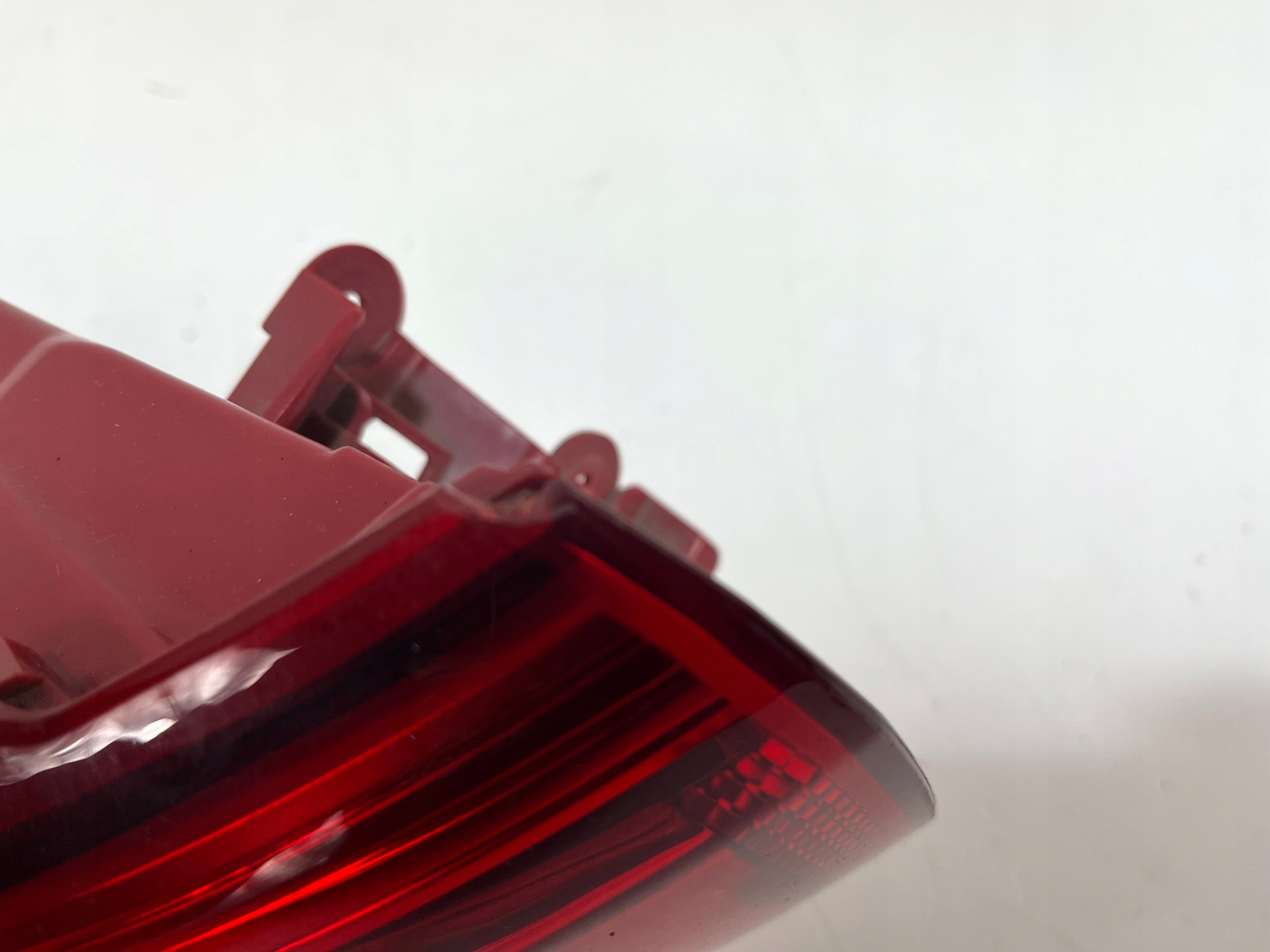 light left rear KIA SPORTAGE IV 92401-F10
