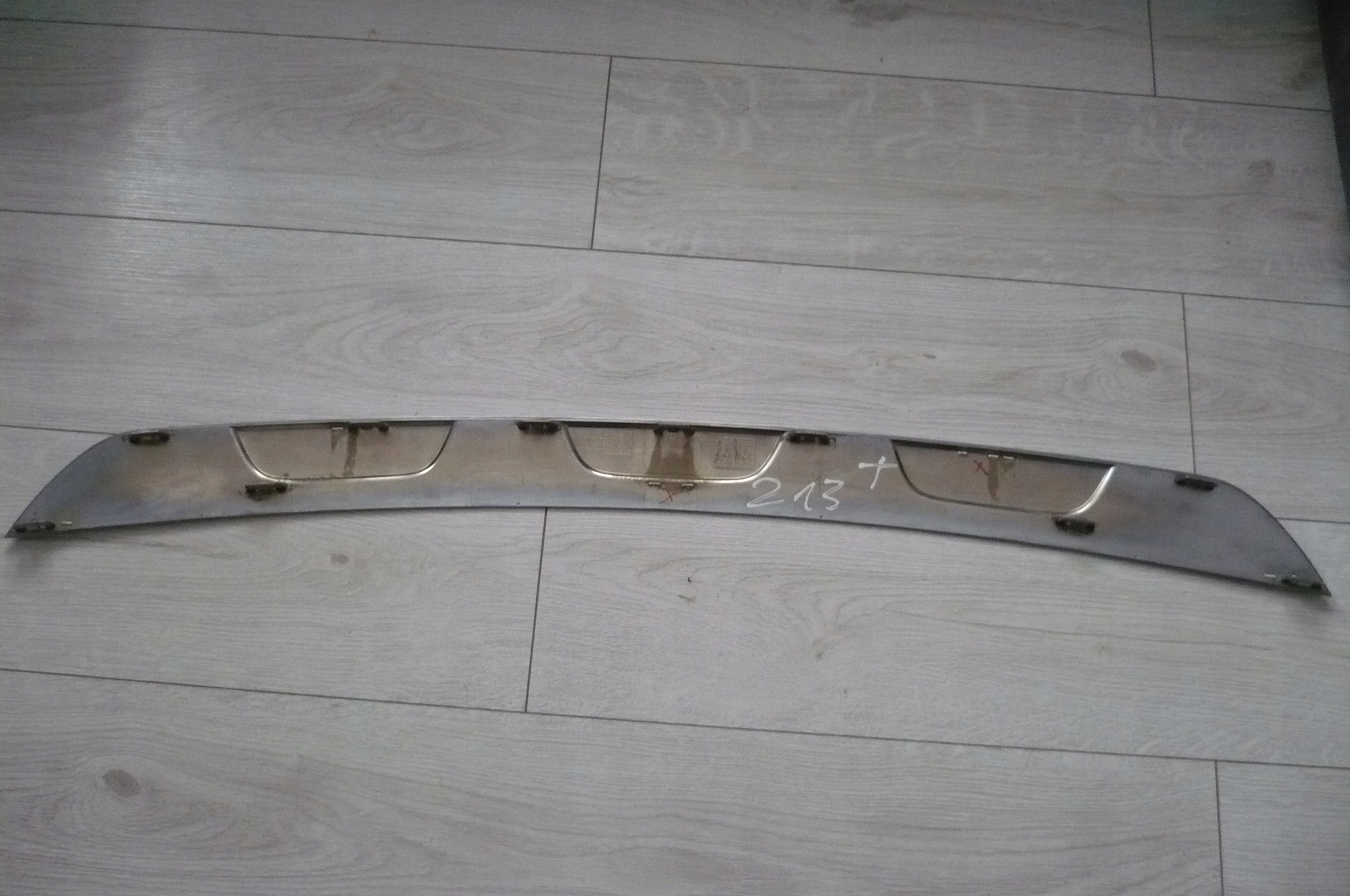 MERCEDES A W213 moulding CHROM cap bumper rear part